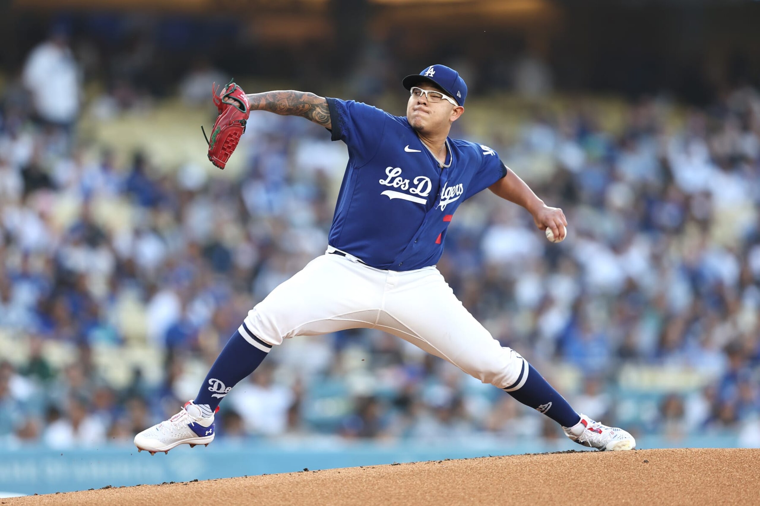 Julio Urías