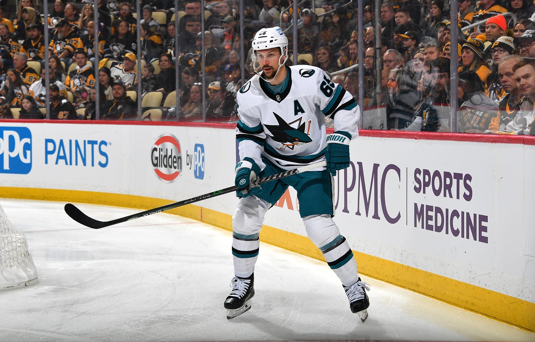 PITTSBURGH, PA - JANUARY 28:  Erik Karlsson #65 of the San Jose Sharks skates against the Pittsburgh Penguins at PPG PAINTS Arena on January 28, 2023 in Pittsburgh, Pennsylvania. (Photo by Joe Sargent/NHLI via Getty Images)