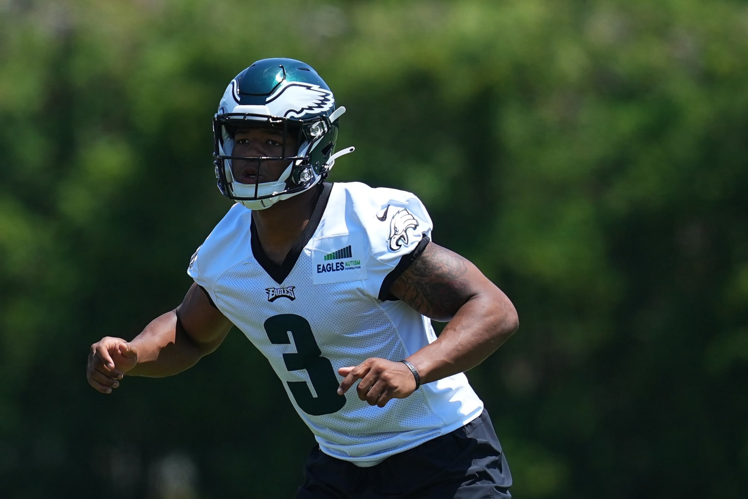 Eagles linebacker Nolan Smith
