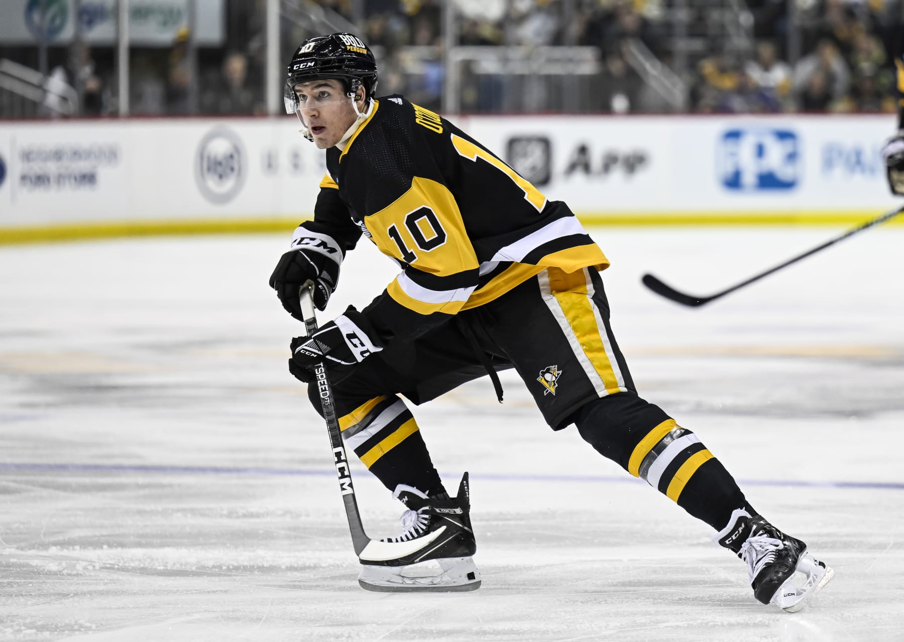 PITTSBURGH, PA - APRIL 02: Pittsburgh Penguins Winger Drew O'Connor (10) skates during the first period in the NHL game between the Pittsburgh Penguins and the Philadelphia Flyers on April 2, 2023, at PPG Paints Arena in Pittsburgh, PA. (Photo by Jeanine Leech/Icon Sportswire via Getty Images)