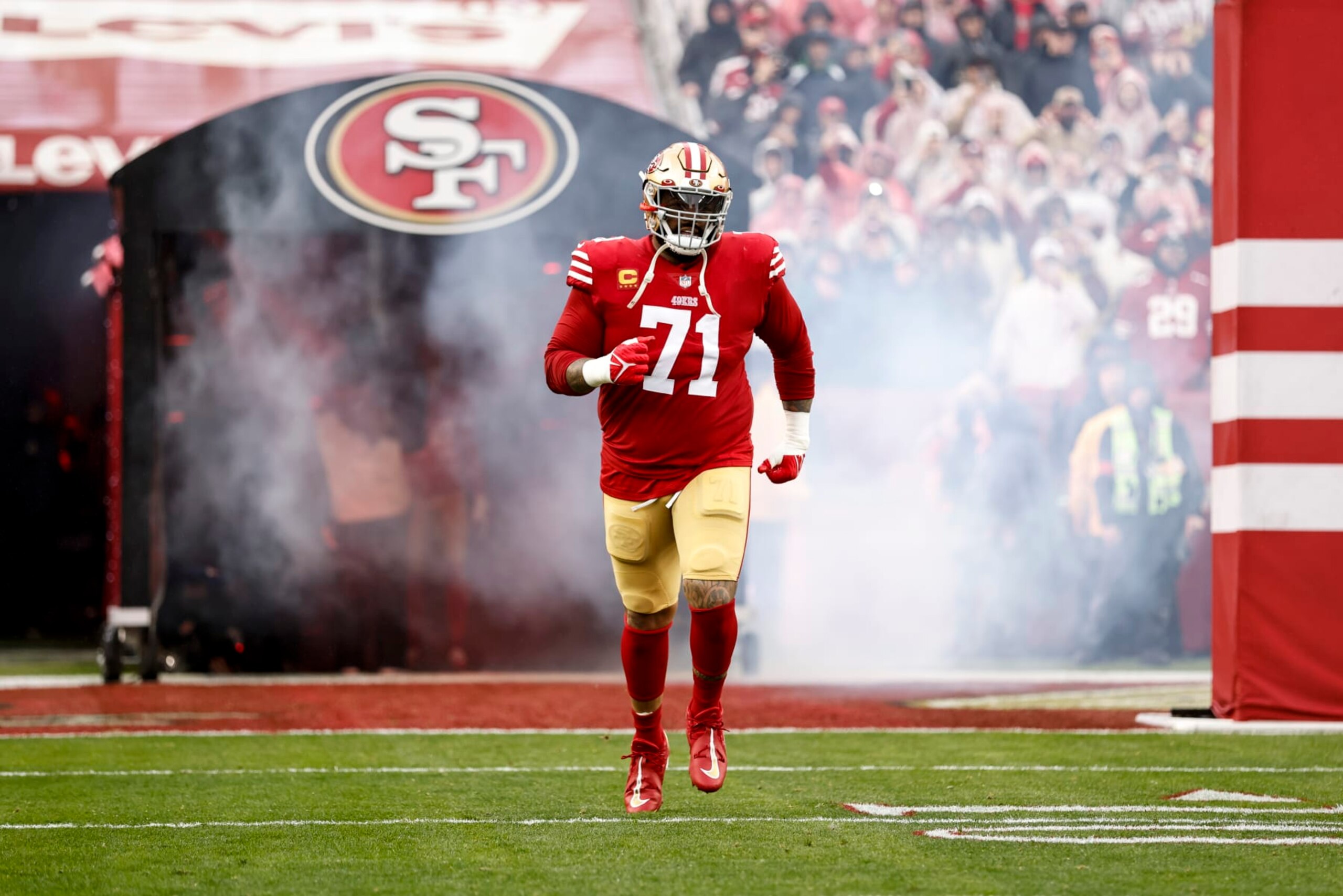 SANTA CLARA, CALIFORNIA - JANUARY 14: Trent Williams #71 of the San Francisco 49ers takes the field prior to an NFL football game between the San Francisco 49ers and the Seattle Seahawks at Levi's Stadium on January 14, 2023 in Santa Clara, California. (Photo by Michael Owens/Getty Images)