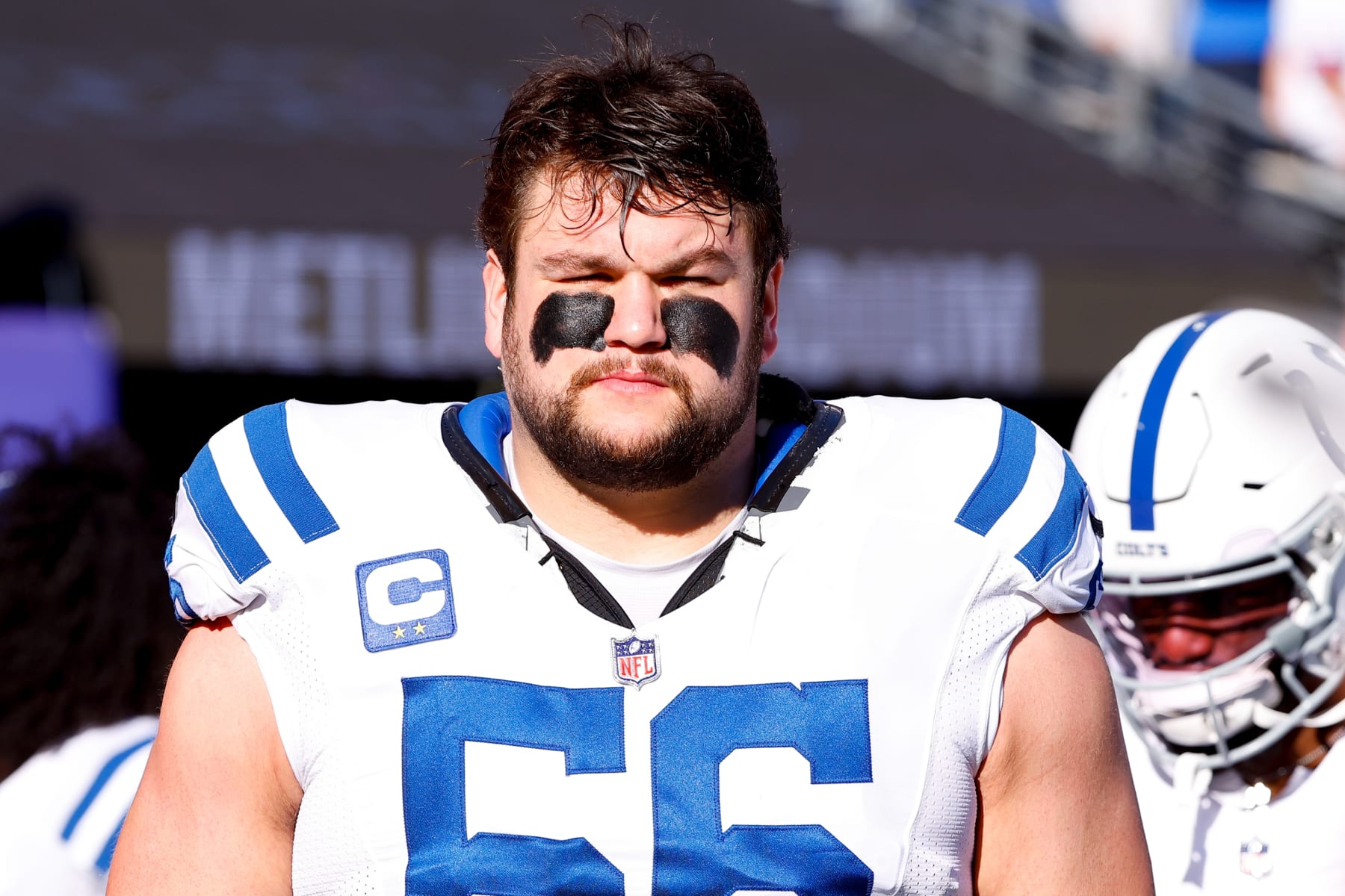 EAST RUTHERFORD, NJ - JANUARY 01:  Indianapolis Colts guard Quenton Nelson (56) prior to the National Football League game between the New York Giants and the Indianapolis Colts on January 1, 2023 at MetLife Stadium in East Rutherford, New Jersey.  (Photo by Rich Graessle/Icon Sportswire via Getty Images)
