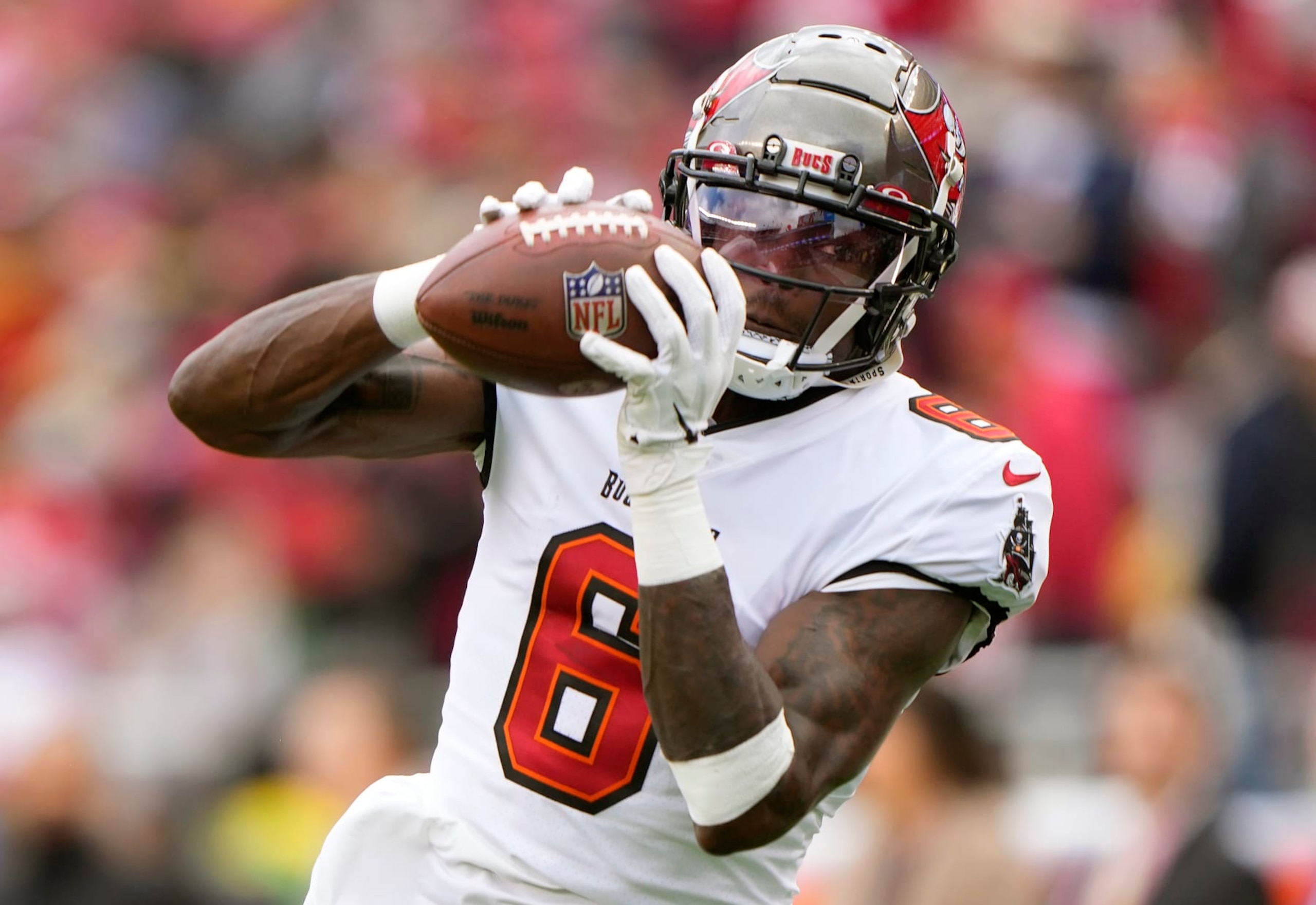 SANTA CLARA, CALIFORNIA - DECEMBER 11: Julio Jones #6 of the Tampa Bay Buccaneers warms up during pregame warm ups prior to the start of the game against the San Francisco 49ers at Levi's Stadium on December 11, 2022 in Santa Clara, California. (Photo by Thearon W. Henderson/Getty Images)