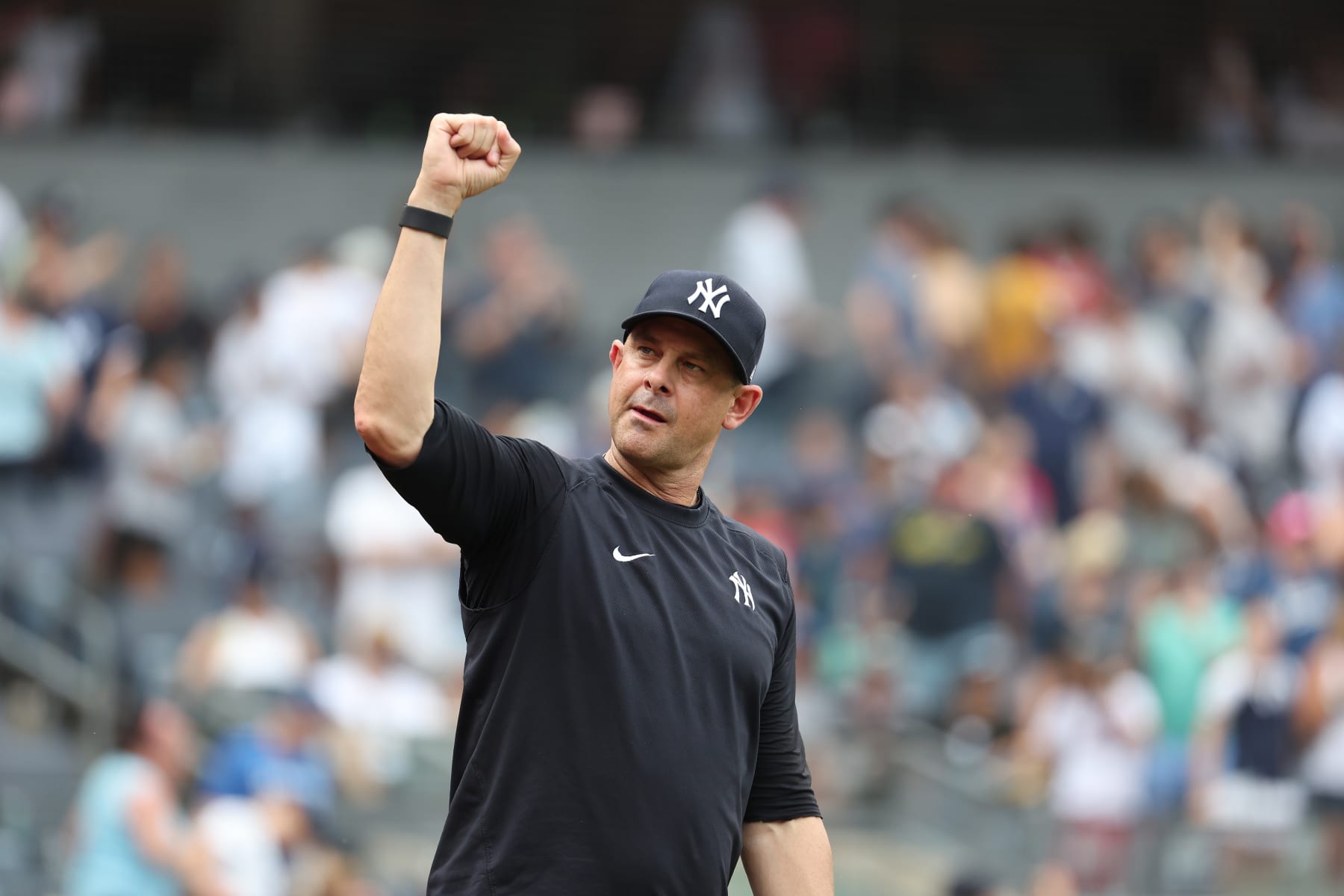 NEW YORK, NEW YORK - JULY 08:  Manager Aaron Boone #17 of the New York Yankees celebrates a 6-3 win against the Chicago Cubs during their game at Yankee Stadium on July 8, 2023 in Bronx borough of New York City.  (Photo by Al Bello/Getty Images)