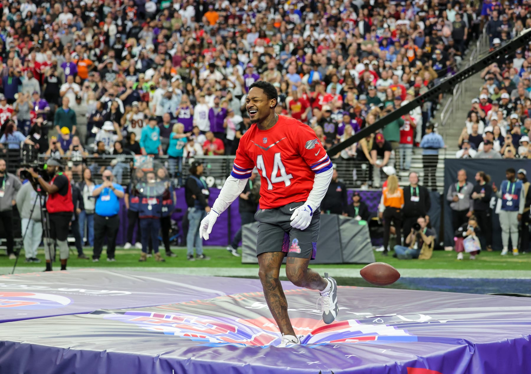 LAS VEGAS, NEVADA - FEBRUARY 05: Stefon Diggs #14 of the Detroit Lions and AFC competes in the Best Catch event during the 2023 NFL Pro Bowl Games at Allegiant Stadium on February 05, 2023 in Las Vegas, Nevada. (Photo by Ethan Miller/Getty Images)