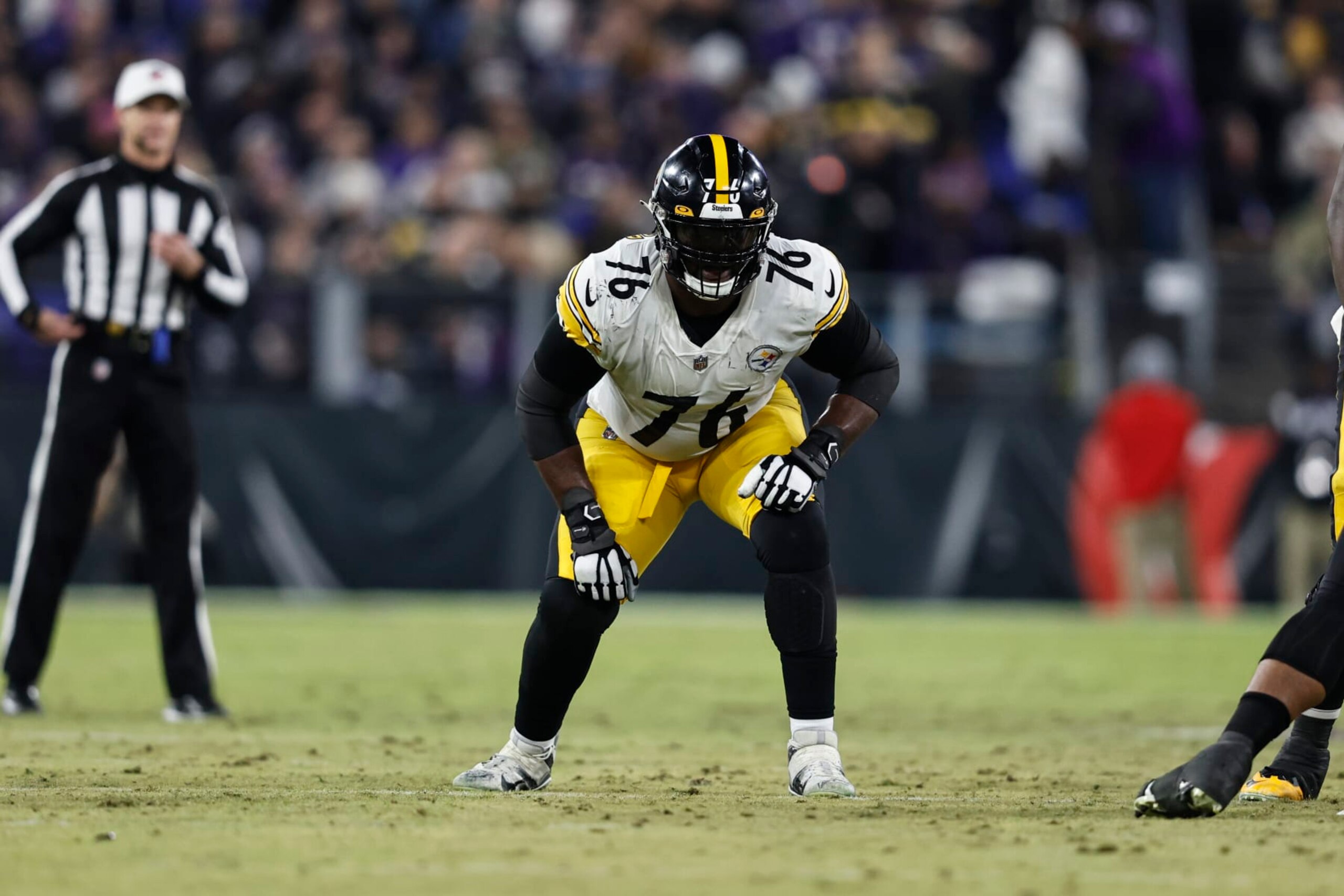 BALTIMORE, MARYLAND - JANUARY 01: Chukwuma Okorafor #76 of the Pittsburgh Steelers lines up during an NFL football game between the Baltimore Ravens and the Pittsburgh Steelers at M&T Bank Stadium on January 01, 2023 in Baltimore, Maryland. (Photo by Michael Owens/Getty Images)