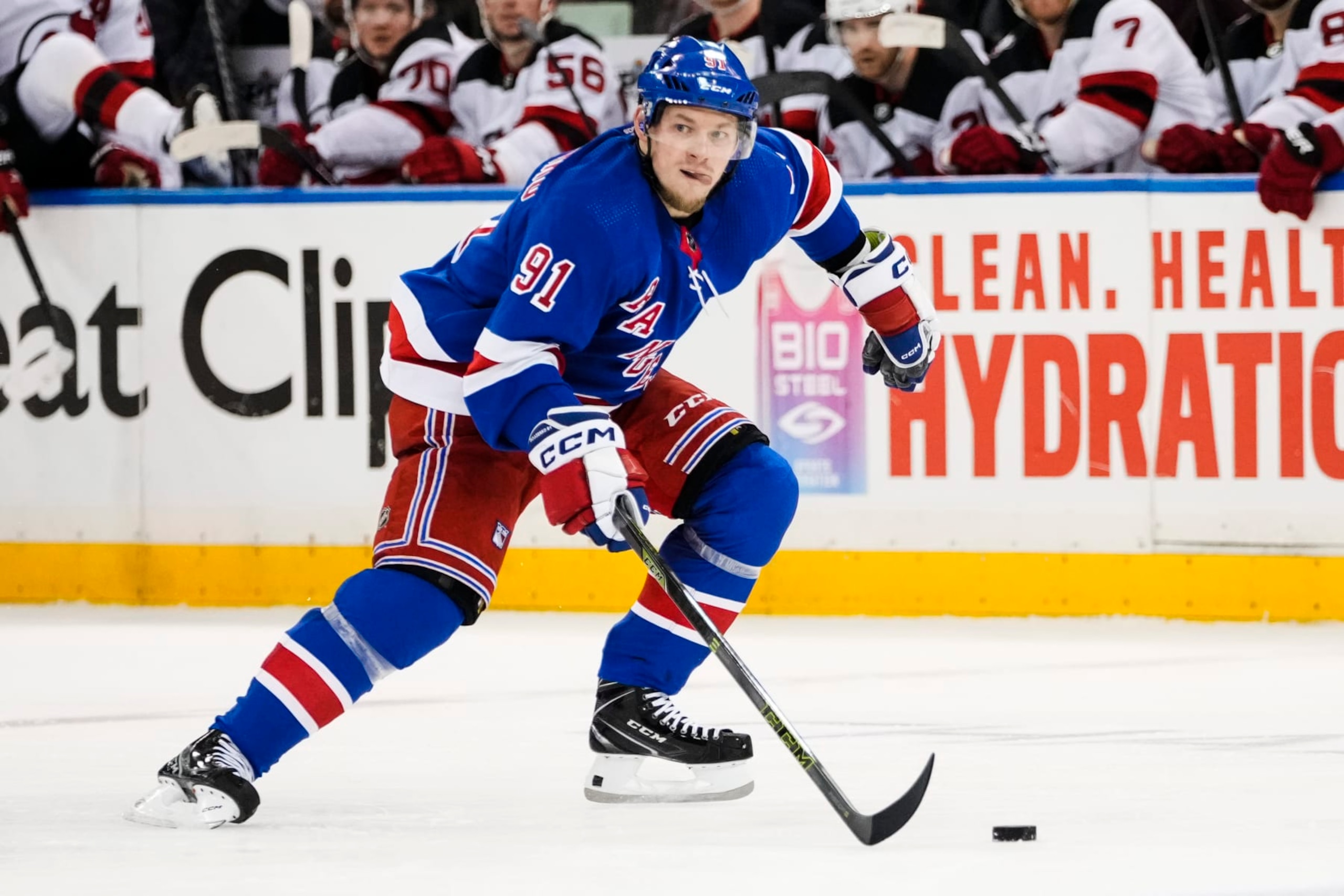 New York Rangers' Vladimir Tarasenko (91) looks to pass during the second period of Game 4 of an NHL hockey Stanley Cup first-round playoff series against the New Jersey Devils Monday, April 24, 2023, in New York. (AP Photo/Frank Franklin II)