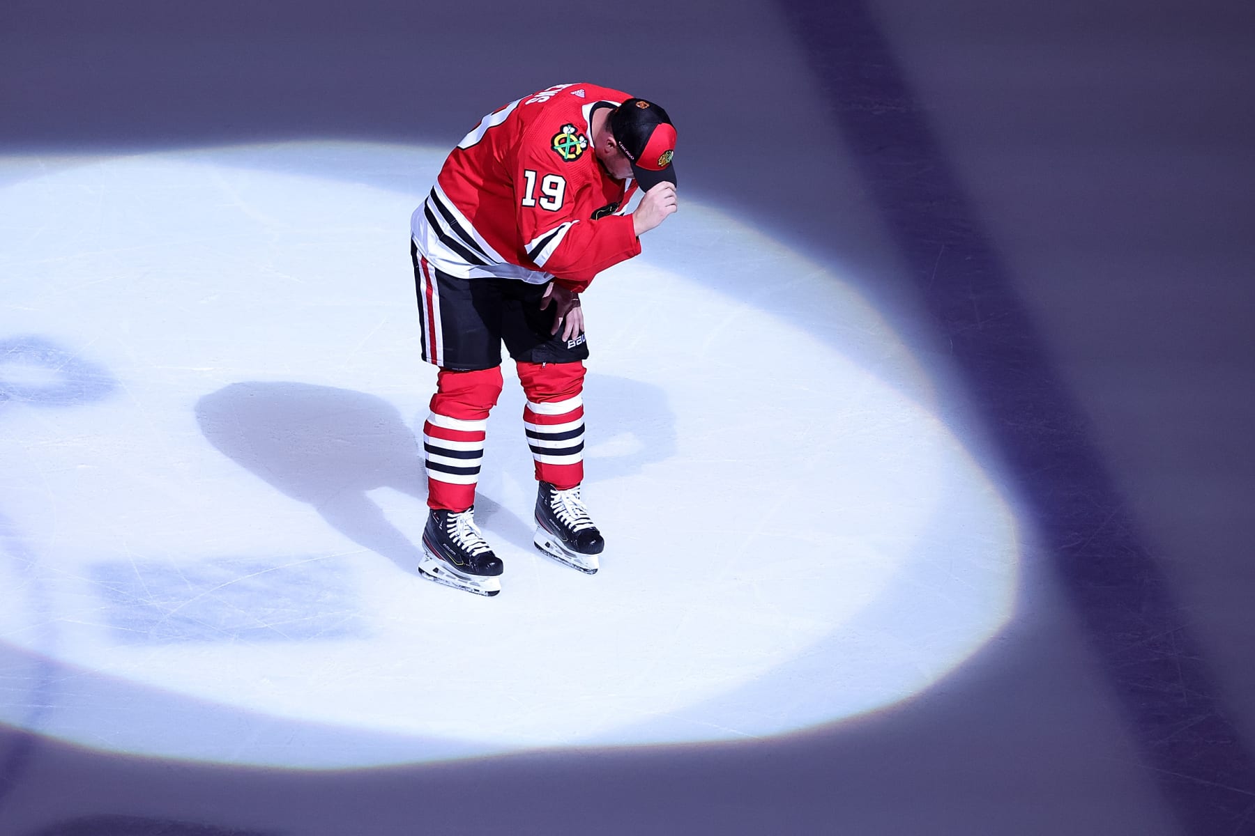 CHICAGO, ILLINOIS - APRIL 13: Jonathan Toews #19 of the Chicago Blackhawks waves to the crowd following a game against the Philadelphia Flyers at United Center on April 13, 2023 in Chicago, Illinois. The Flyers won 5-4 in overtime.  (Photo by Stacy Revere/Getty Images)