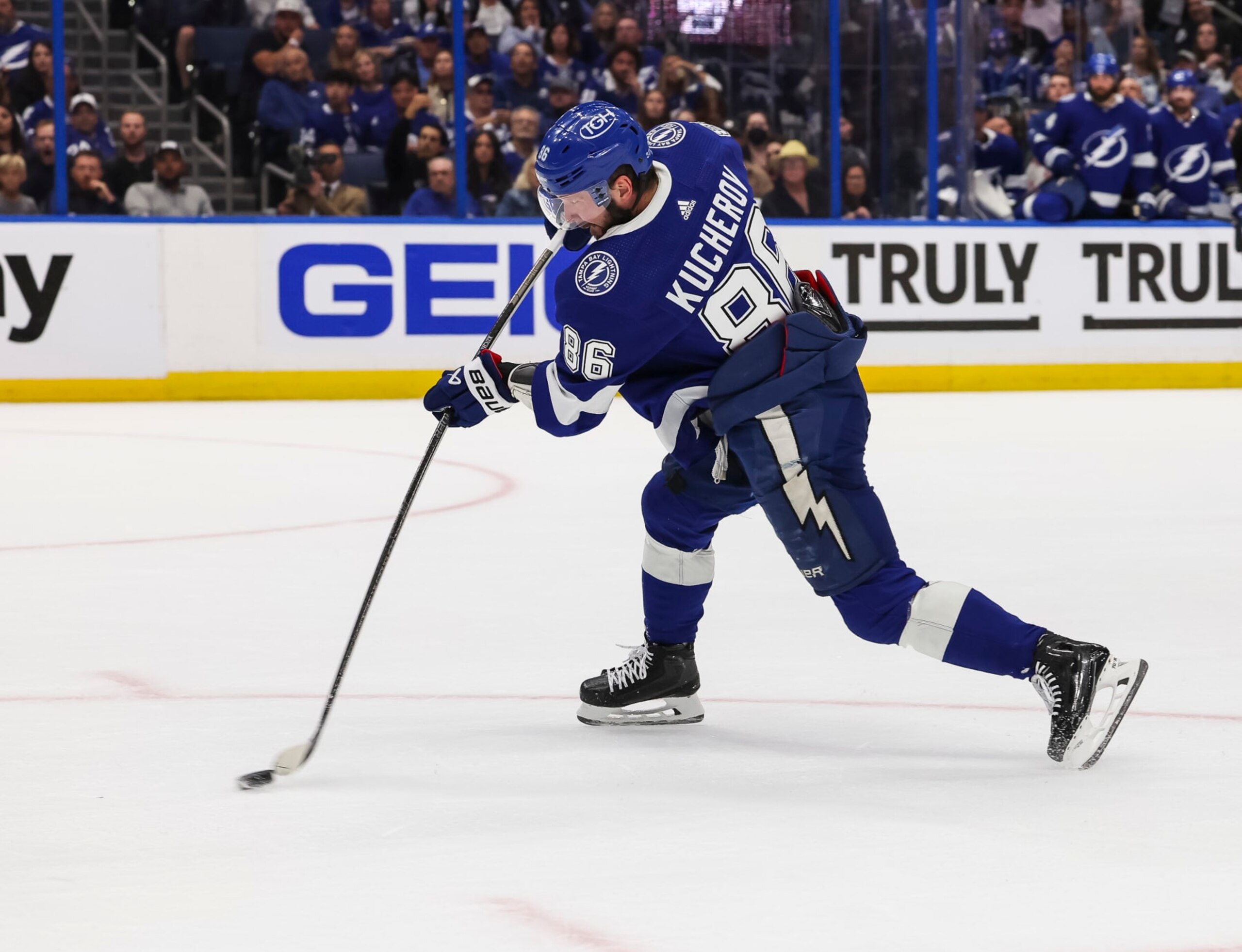 TAMPA, FL - APRIL 24: Nikita Kucherov #86 of the Tampa Bay Lightning against the Toronto Maple Leafs during the second period in Game Four of the First Round of the 2023 Stanley Cup Playoffs at Amalie Arena on April 24, 2023 in Tampa, Florida. (Photo by Mark LoMoglio/NHLI via Getty Images)