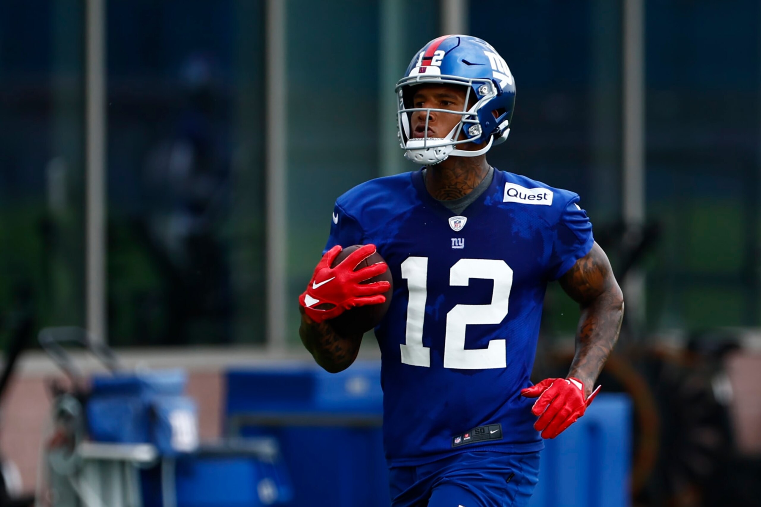 EAST RUTHERFORD, NEW JERSEY - JUNE 14: Tight end Darren Waller #12 of the New York Giants runs a drill during the teams mini camp at Quest Training Center on June 14, 2023 in East Rutherford, New Jersey. (Photo by Rich Schultz/Getty Images) EAST RUTHERFORD, NEW JERSEY - JUNE 14: Tight end Darren Waller #12 of the New York Giants runs a drill during the teams mini camp at Quest Training Center on June 14, 2023 in East Rutherford, New Jersey. (Photo by Rich Schultz/Getty Images)