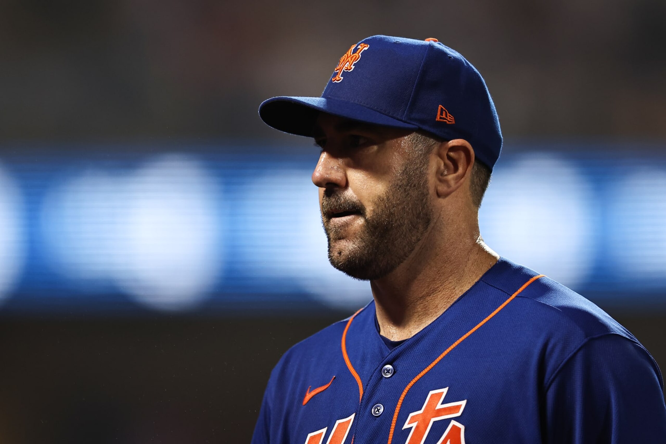 NEW YORK, NEW YORK - JULY 19: Justin Verlander #35 of the New York Mets walks to the dugout during the eighth inning against the Chicago White Sox at Citi Field on July 19, 2023 in New York City. (Photo by Dustin Satloff/Getty Images)