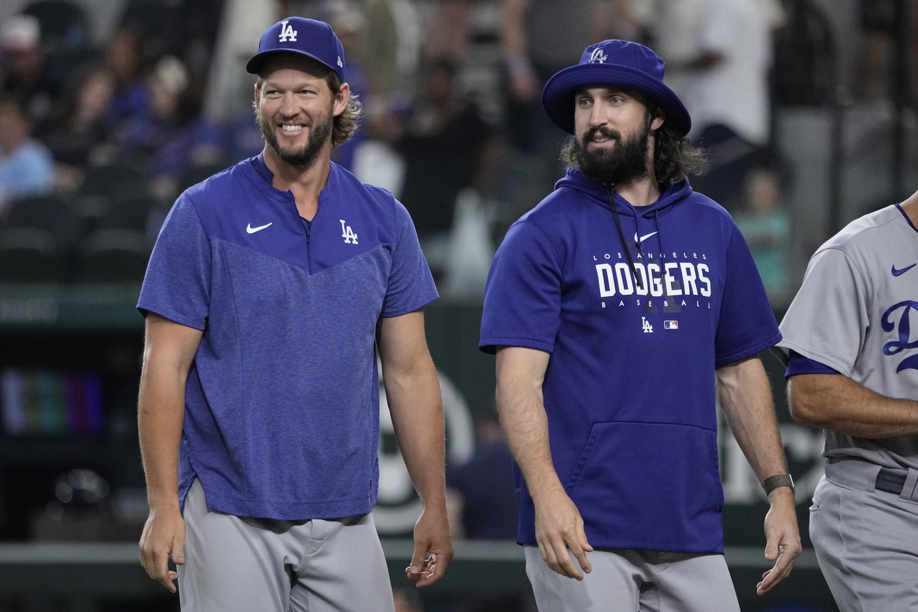 Clayton Kershaw (L) and Tony Gonsolin (R) Clayton Kershaw (L) and Tony Gonsolin (R)