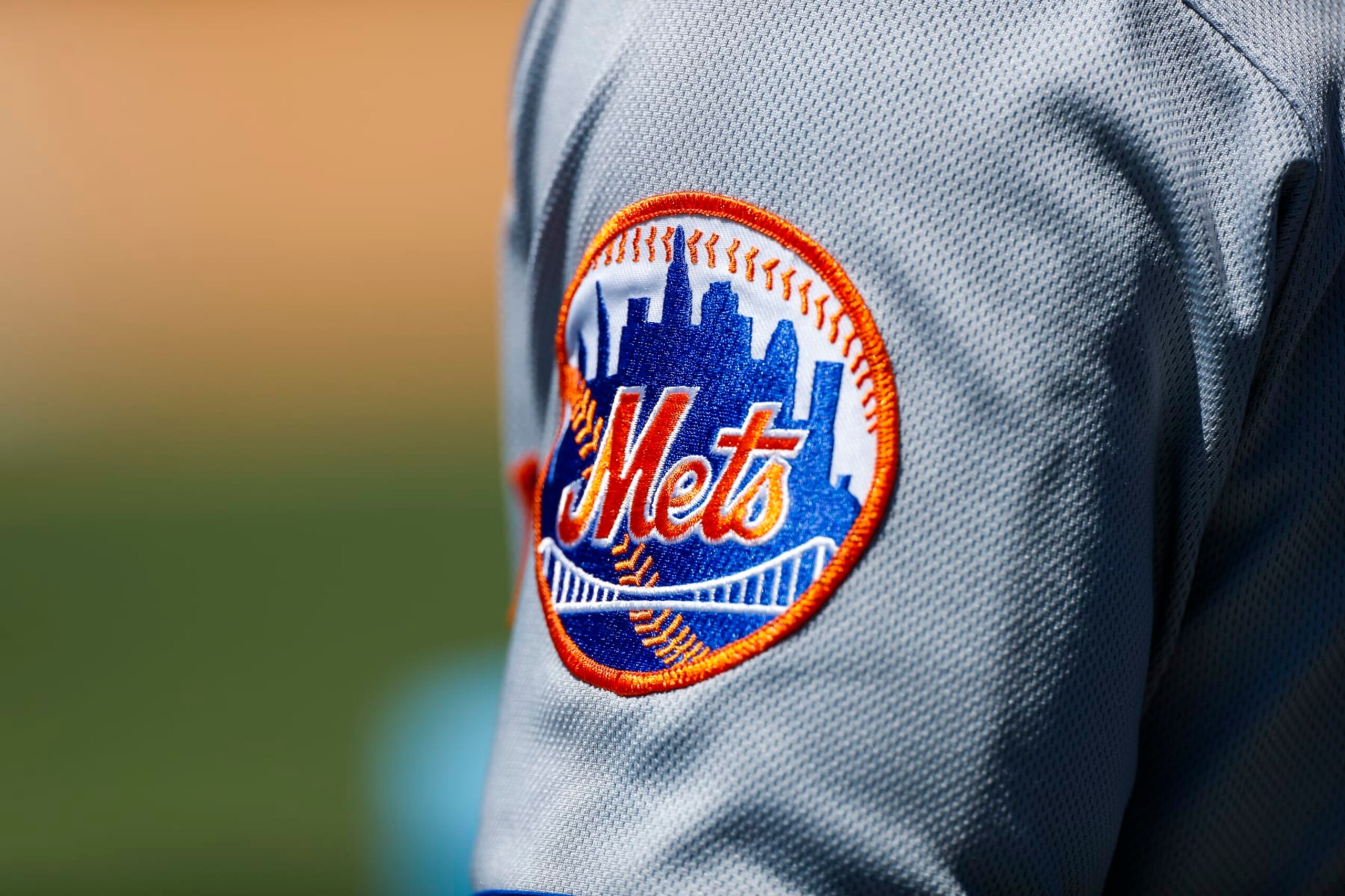 LOS ANGELES, CA - JUNE 05: Detailed view a New York Mets logo on a uniform worn by New York Mets shortstop Francisco Lindor (12) during a regular season game between the New York Mets and Los Angeles Dodgers on June 5, 2022, at Dodger Stadium in Los Angeles, CA. (Photo by Brandon Sloter/Icon Sportswire via Getty Images)