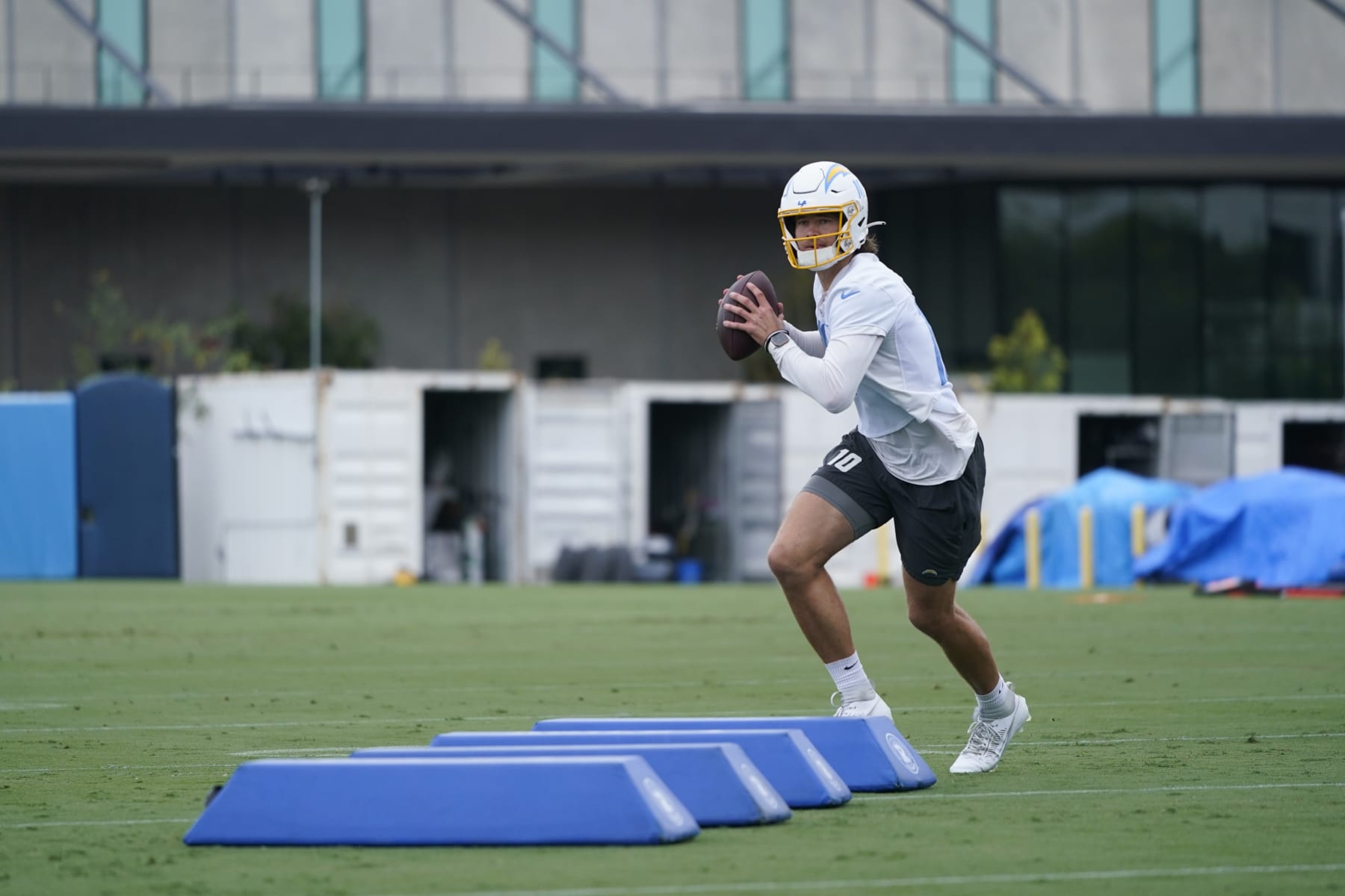 Los Angeles Chargers quarterback Justin Herbert (10) runs a drill during the NFL football team's camp in Costa Mesa, Calif., Wednesday, June 14, 2023. (AP Photo/Jae C. Hong) Los Angeles Chargers quarterback Justin Herbert (10) runs a drill during the NFL football team's camp in Costa Mesa, Calif., Wednesday, June 14, 2023. (AP Photo/Jae C. Hong)
