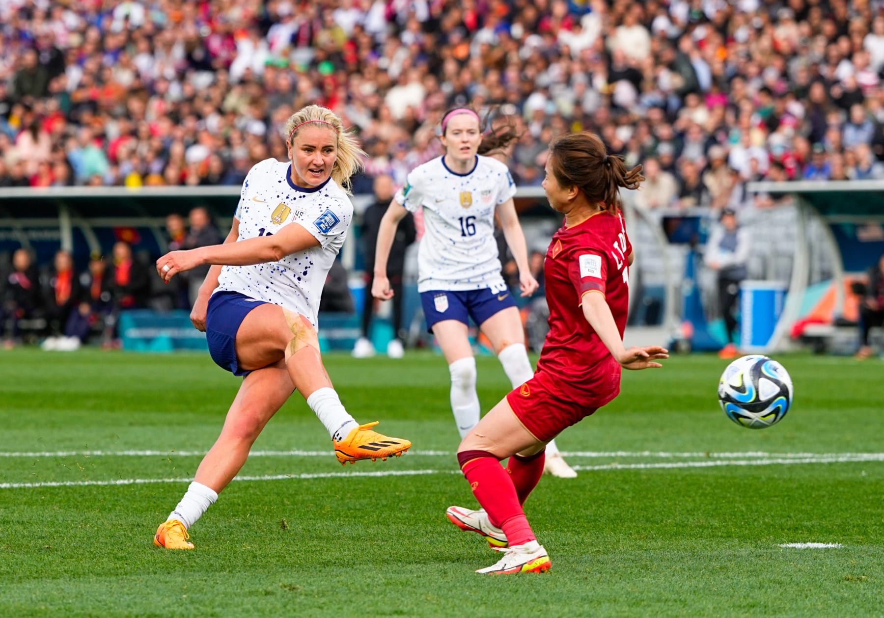 AUCKLAND, NEW ZEELAND - JULY 22: Lindsey Horan of USA scores the teams third goal during the FIFA Women's World Cup Australia & New Zealand 2023 Group E match between USA and Vietnam at Eden Park on July 22, 2023 in Auckland, New Zealand. (Photo by Ulrik Pedersen/DeFodi Images via Getty Images) AUCKLAND, NEW ZEELAND - JULY 22: Lindsey Horan of USA scores the teams third goal during the FIFA Women's World Cup Australia & New Zealand 2023 Group E match between USA and Vietnam at Eden Park on July 22, 2023 in Auckland, New Zealand. (Photo by Ulrik Pedersen/DeFodi Images via Getty Images)