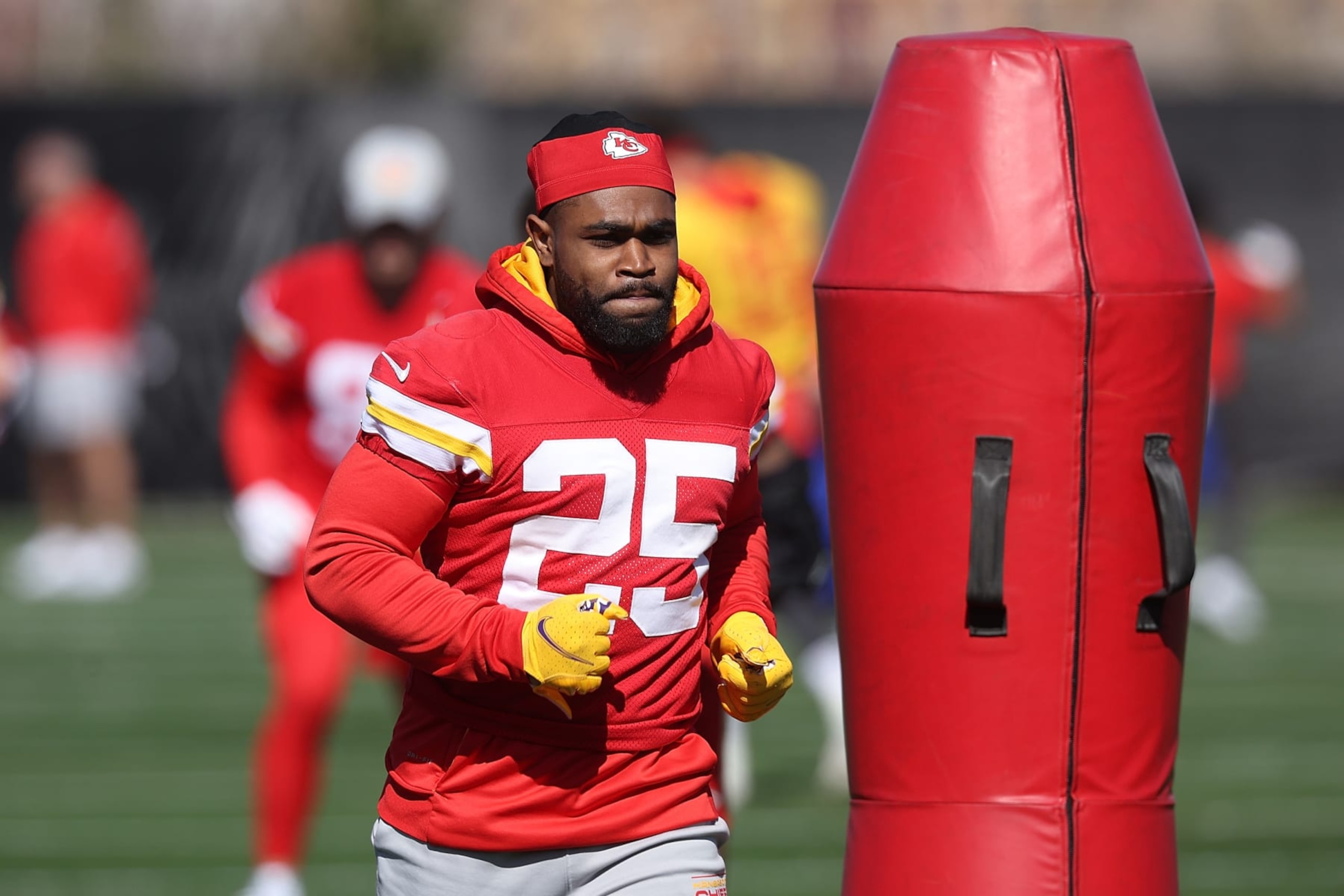 TEMPE, ARIZONA - FEBRUARY 08: Clyde Edwards-Helaire #25 of the Kansas City Chiefs participates in practice prior to Super Bowl LVII at Arizona State University on February 08, 2023 in Tempe, Arizona. The Kansas City Chiefs play the Philadelphia Eagles in Super Bowl LVII on February 12, 2023 at State Farm Stadium. (Photo by Christian Petersen/Getty Images)