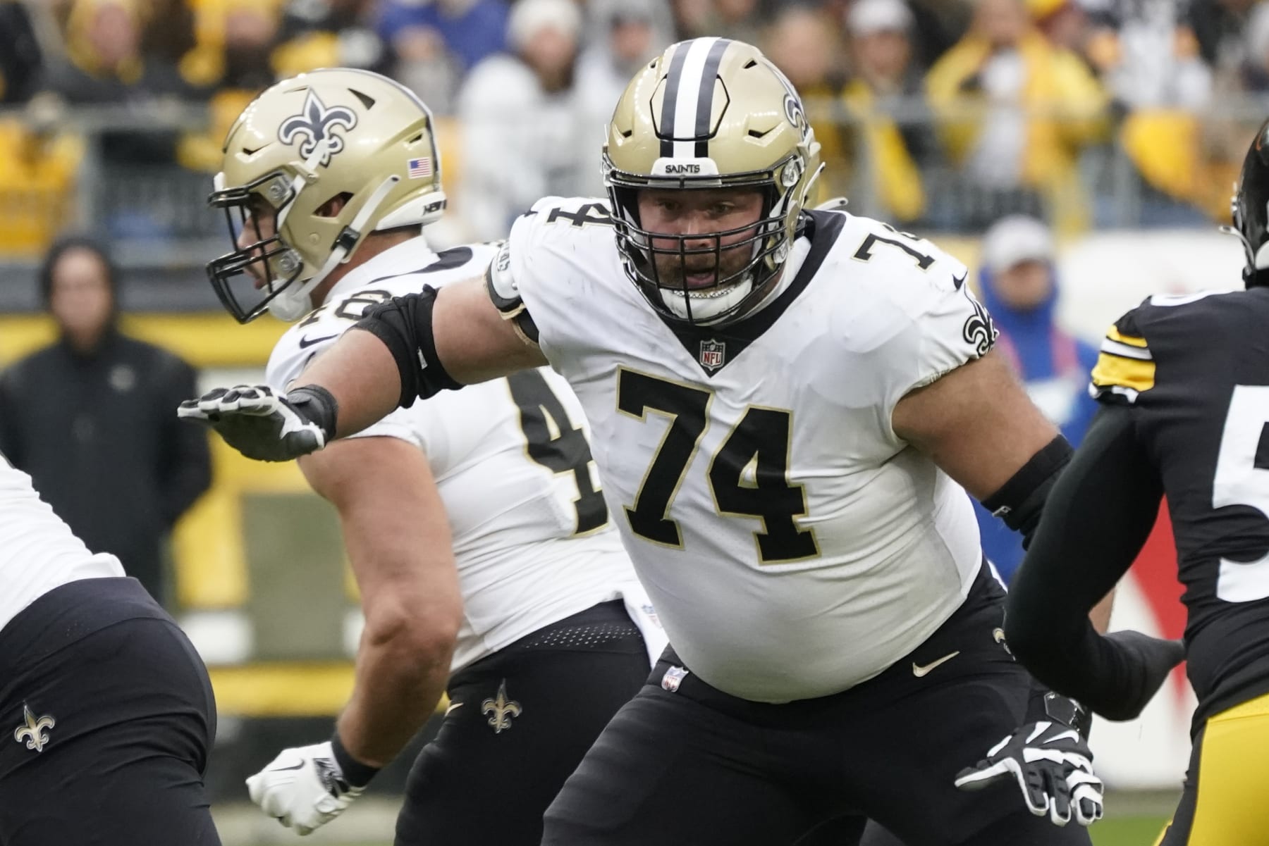 New Orleans Saints offensive tackle James Hurst (74) plays against the Pittsburgh Steelers during an NFL football game, Sunday, Nov. 13, 2022, in Pittsburgh. (AP Photo/Keith Srakocic)