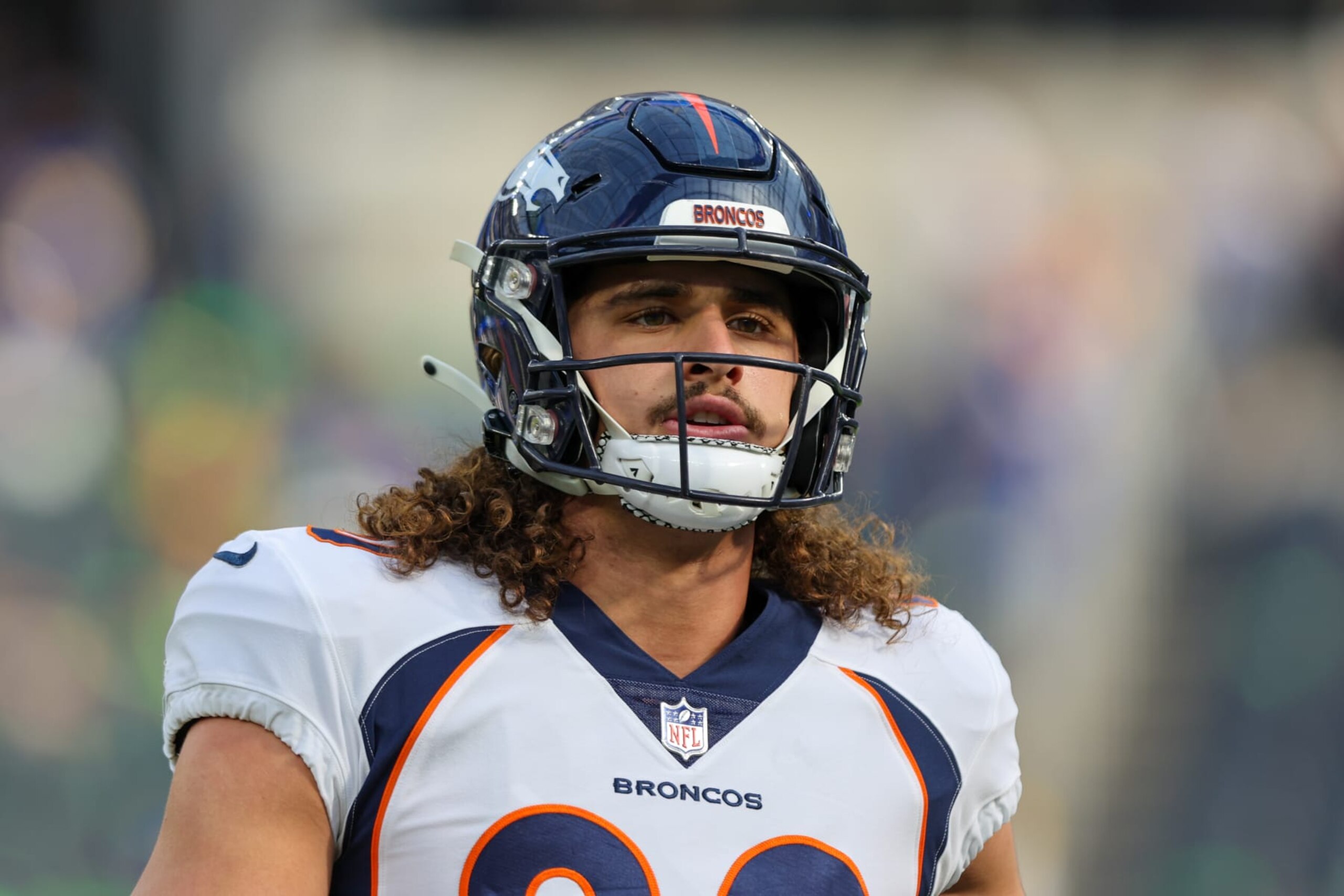 INGLEWOOD, CA - DECEMBER 25: Denver Broncos tight end Greg Dulcich (80) during the NFL game between the Denver Broncos and the Los Angeles Rams on December 25, 2022, at SoFi Stadium in Inglewood, CA. (Photo by Jordon Kelly/Icon Sportswire via Getty Images) INGLEWOOD, CA - DECEMBER 25: Denver Broncos tight end Greg Dulcich (80) during the NFL game between the Denver Broncos and the Los Angeles Rams on December 25, 2022, at SoFi Stadium in Inglewood, CA. (Photo by Jordon Kelly/Icon Sportswire via Getty Images)
