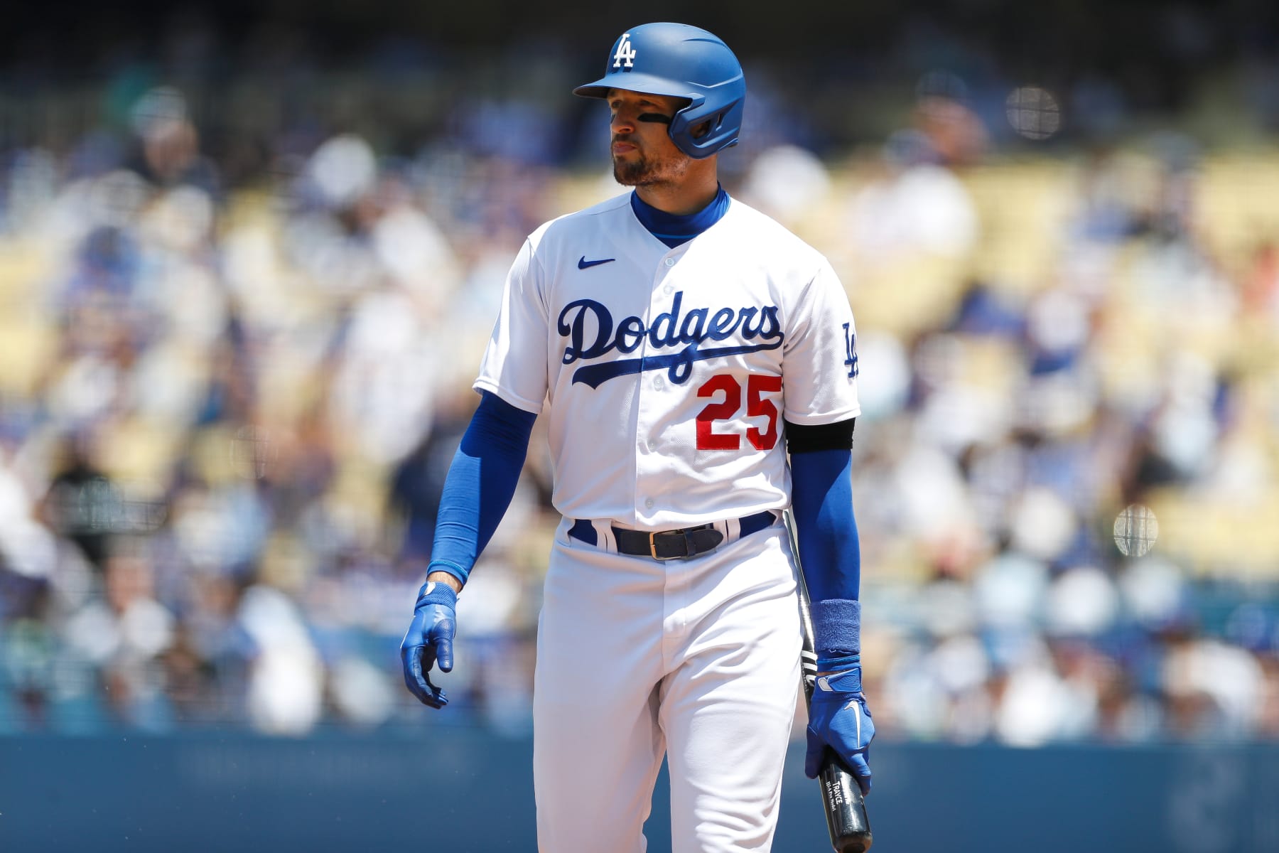 LOS ANGELES, CA - MAY 17: Los Angeles Dodgers left fielder Trayce Thompson (25) walks to the dugout after an at bat during a regular season game between the Minnesota Twins and Los Angeles Dodgers on May 17, 2023 at Dodger Stadium in Los Angeles, CA. (Photo by Brandon Sloter/Icon Sportswire via Getty Images)