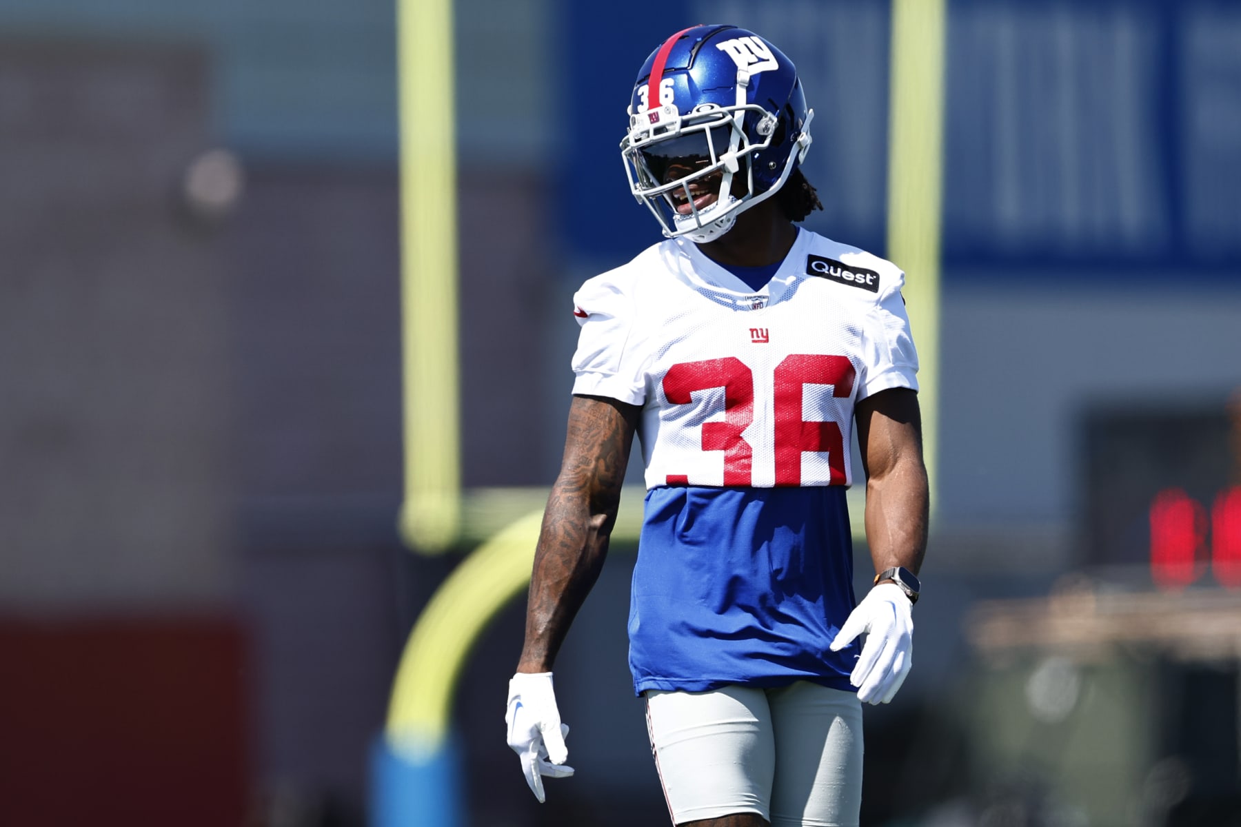 Giants CB Deonte Banks
