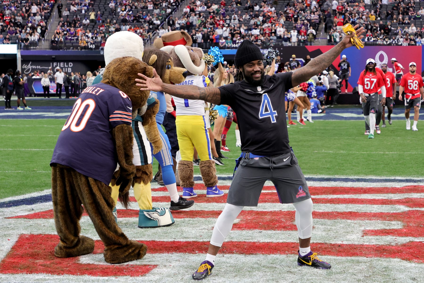 LAS VEGAS, NEVADA - FEBRUARY 05: Dalvin Cook #4 of the Minnesota Vikings and NFC poses for a photo duing player introductions during the 2023 NFL Pro Bowl Games at Allegiant Stadium on February 05, 2023 in Las Vegas, Nevada. (Photo by Ethan Miller/Getty Images)