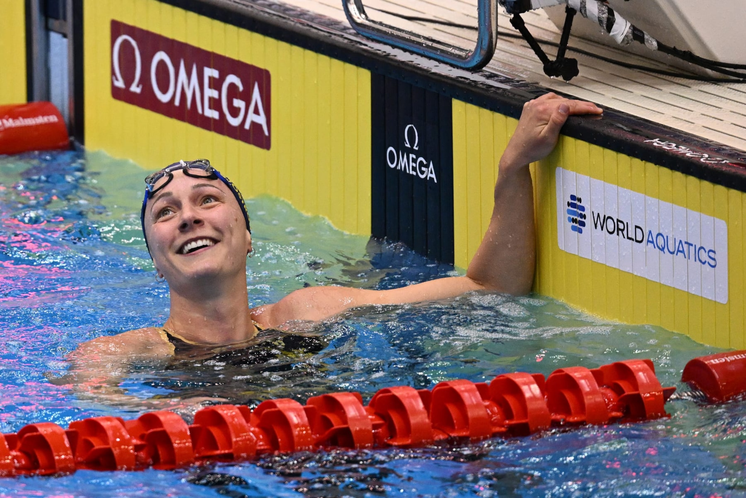 FUKUOKA, JAPAN - JULY 30: Sarah Sjoestroem of Team Sweden celebrates winning gold in the Women's 50m Freestyle Final on day eight of the Fukuoka 2023 World Aquatics Championships at Marine Messe Fukuoka Hall A on July 30, 2023 in Fukuoka, Japan. (Photo by Quinn Rooney/Getty Images) FUKUOKA, JAPAN - JULY 30: Sarah Sjoestroem of Team Sweden celebrates winning gold in the Women's 50m Freestyle Final on day eight of the Fukuoka 2023 World Aquatics Championships at Marine Messe Fukuoka Hall A on July 30, 2023 in Fukuoka, Japan. (Photo by Quinn Rooney/Getty Images)
