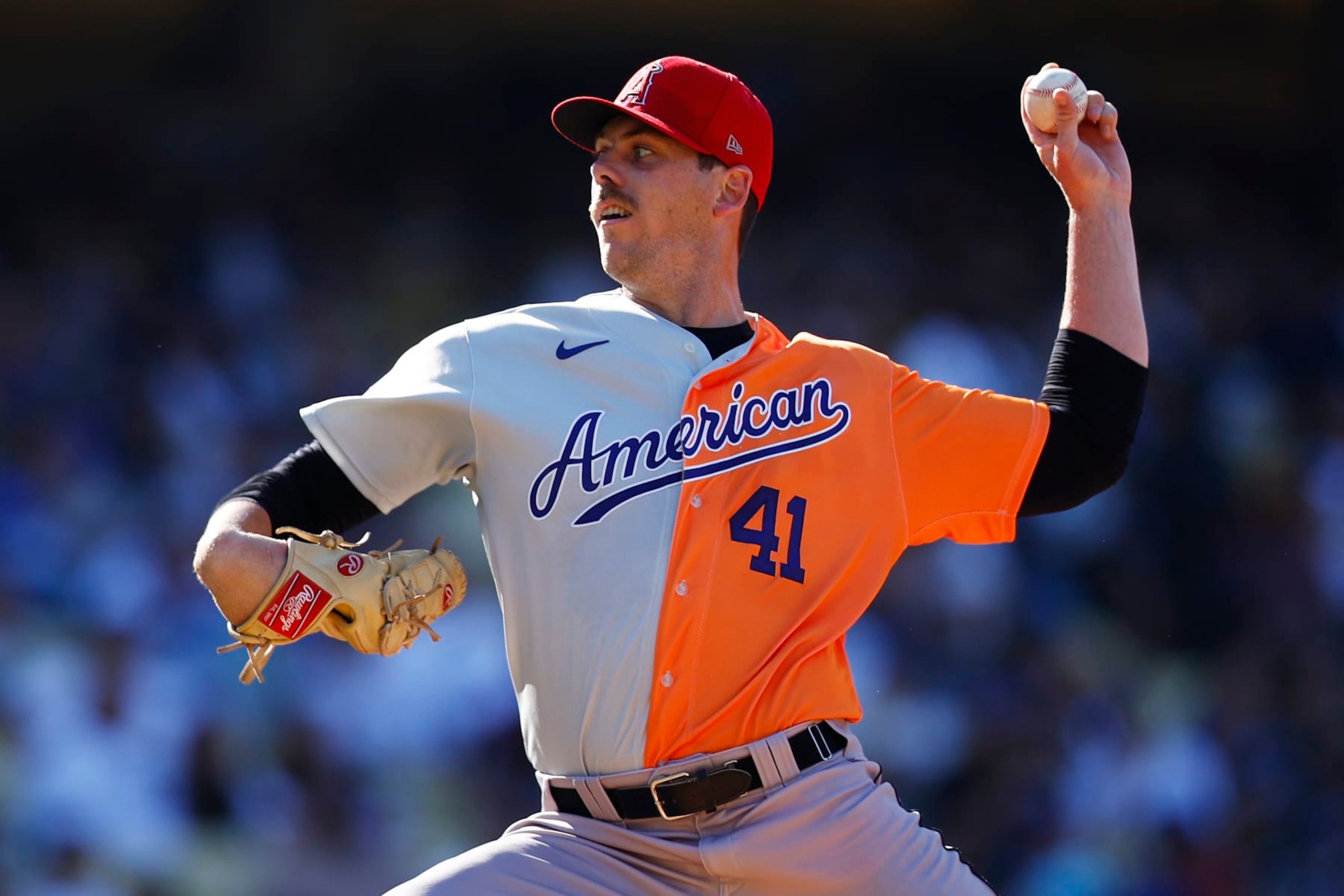 LOS ANGELES, CALIFORNIA - JULY 16: Ky Bush #41 of the American League pitches during the SiriusXM All-Star Futures Game against the National League at Dodger Stadium on July 16, 2022 in Los Angeles, California. (Photo by Ronald Martinez/Getty Images)