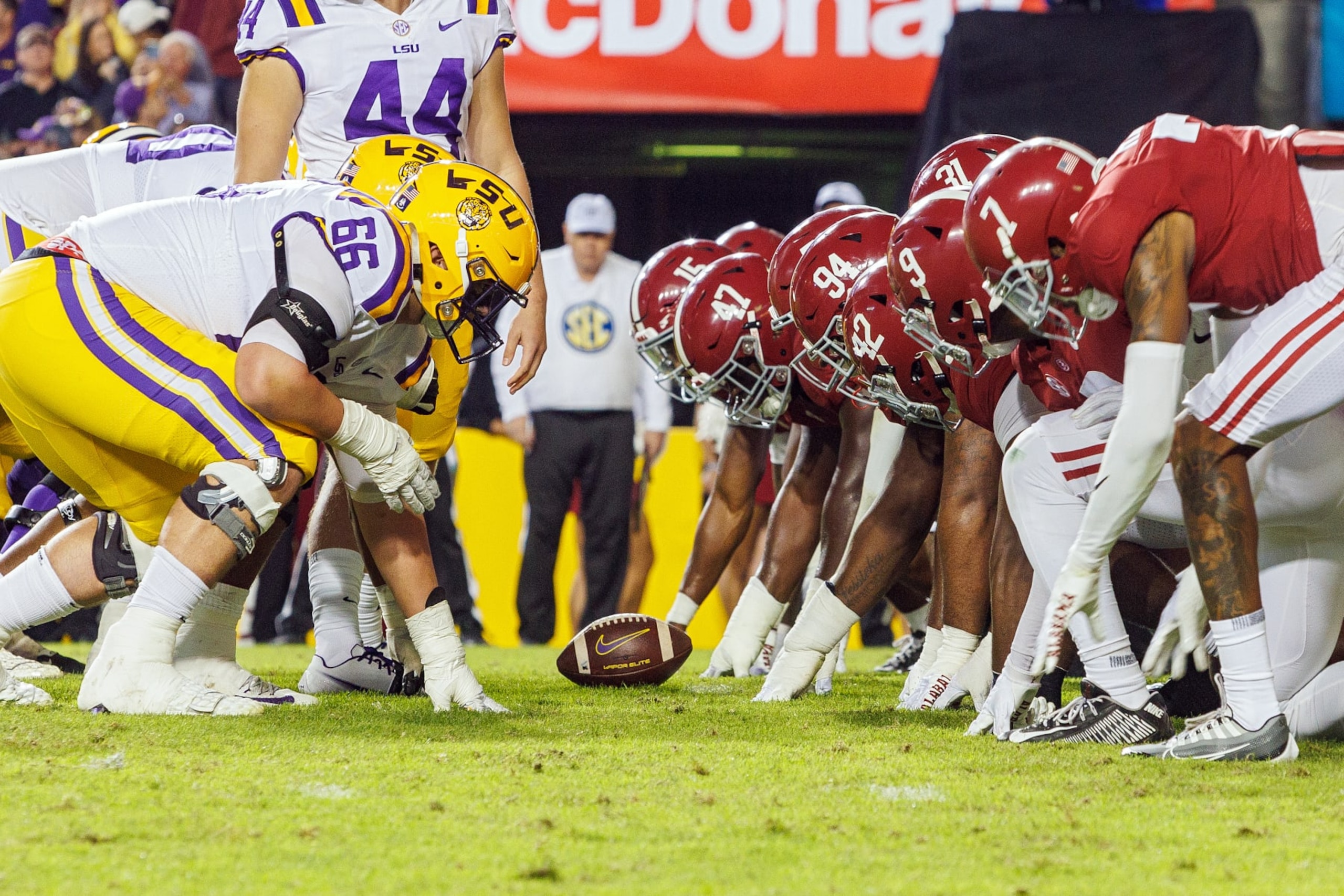 BATON ROUGE, LA - NOVEMBER 05: LSU Tigers defenders line up for a play during a game between the Alabama Crimson Tide and the LSU Tigers on November 05, 2022, at Tiger Stadium in Baton Rouge, Louisiana. (Photo by John Korduner/Icon Sportswire via Getty Images) BATON ROUGE, LA - NOVEMBER 05: LSU Tigers defenders line up for a play during a game between the Alabama Crimson Tide and the LSU Tigers on November 05, 2022, at Tiger Stadium in Baton Rouge, Louisiana. (Photo by John Korduner/Icon Sportswire via Getty Images)