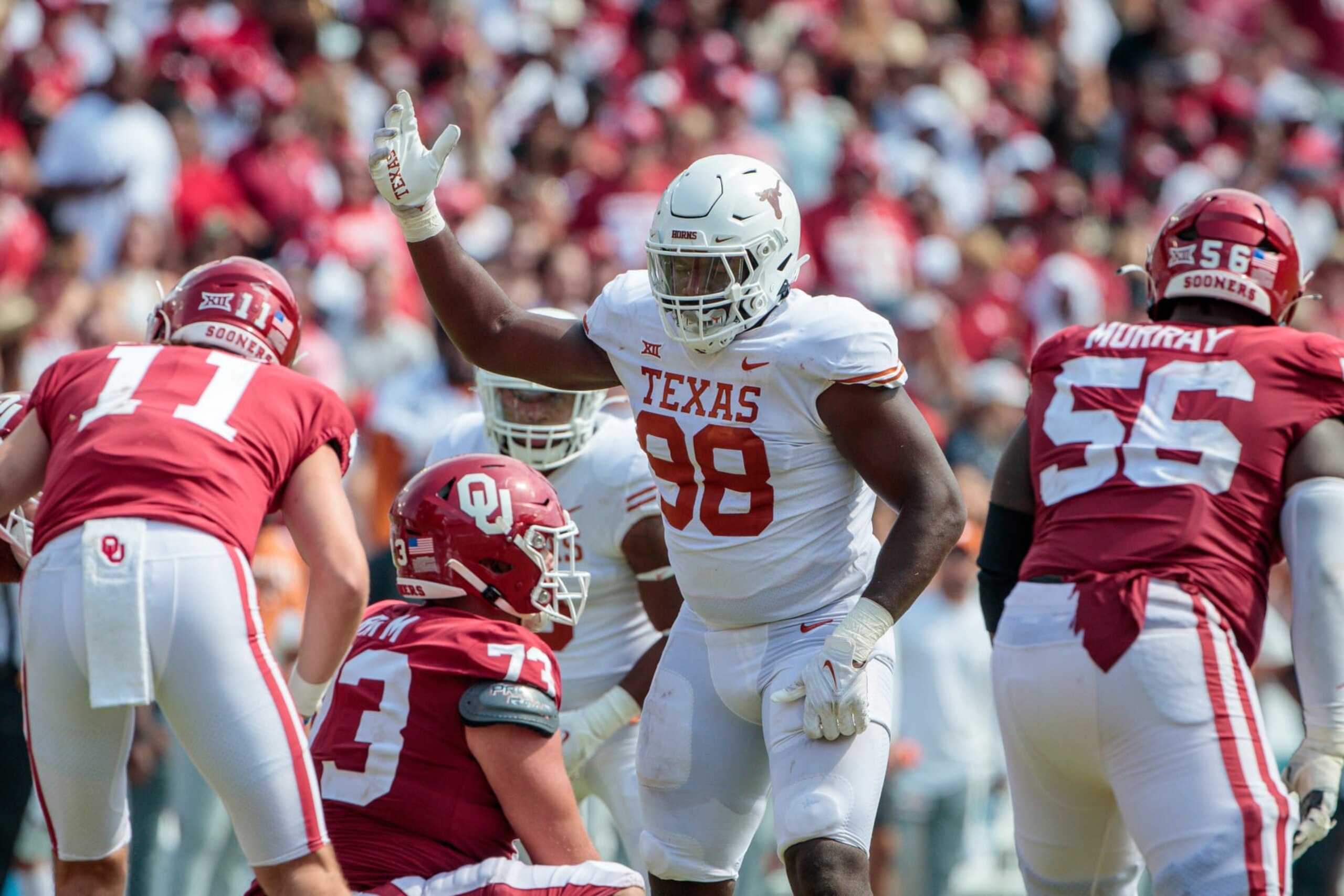 DALLAS, TX - OCTOBER 08: Texas Longhorns defensive end Barryn Sorrell (88) pumps up the crowd prior to a play during the second half against the Oklahoma Sooners on October 8th 2022 at the Cotton Bowl Stadium in Dallas Texas. (Photo by William Purnell/Icon Sportswire via Getty Images) DALLAS, TX - OCTOBER 08: Texas Longhorns defensive end Barryn Sorrell (88) pumps up the crowd prior to a play during the second half against the Oklahoma Sooners on October 8th 2022 at the Cotton Bowl Stadium in Dallas Texas. (Photo by William Purnell/Icon Sportswire via Getty Images)