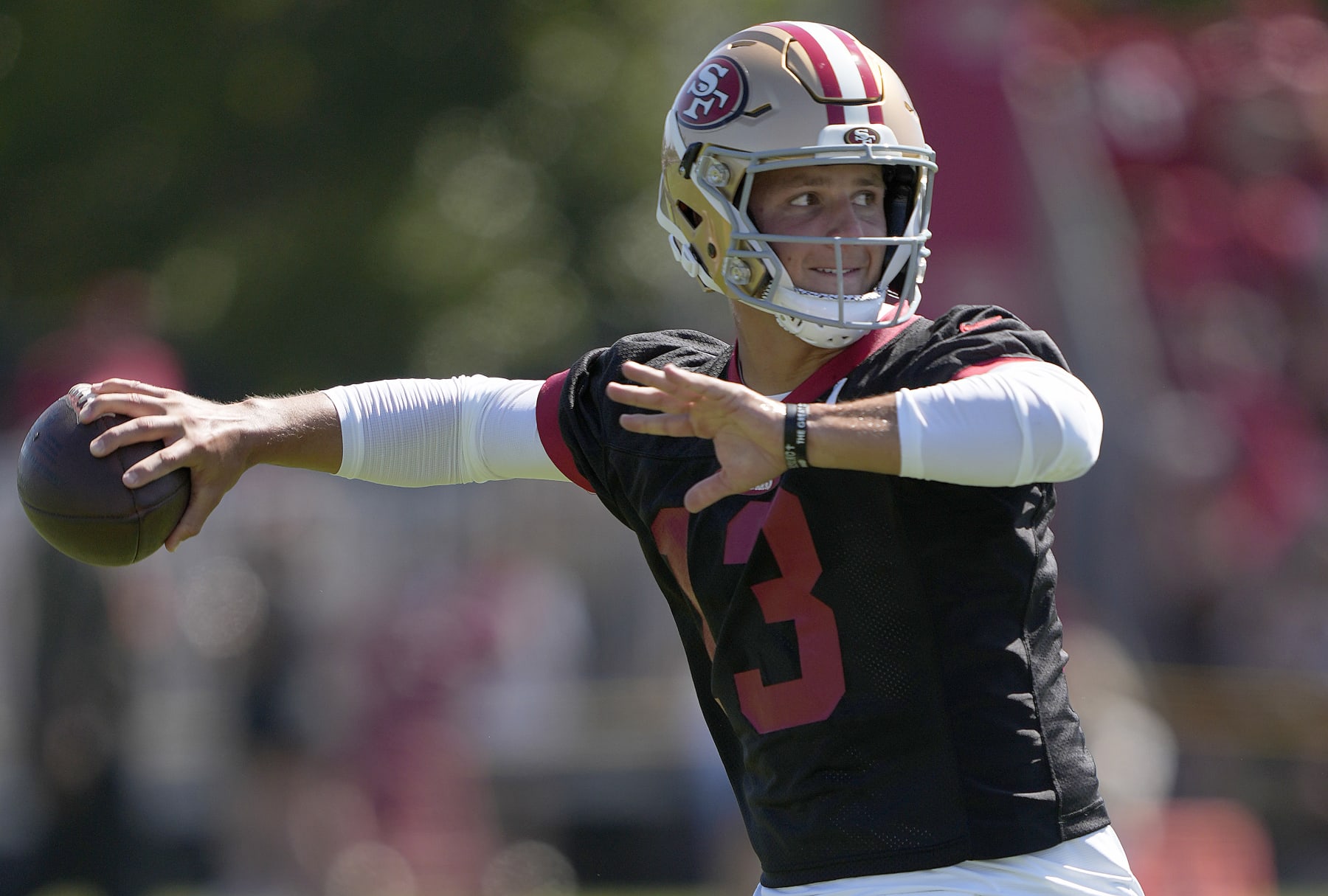 SANTA CLARA, CALIFORNIA - JULY 27: Brock Purdy #13 of the San Francisco 49ers works out during training camp at SAP Performance Facility on July 27, 2023 in Santa Clara, California. (Photo by Thearon W. Henderson/Getty Images)