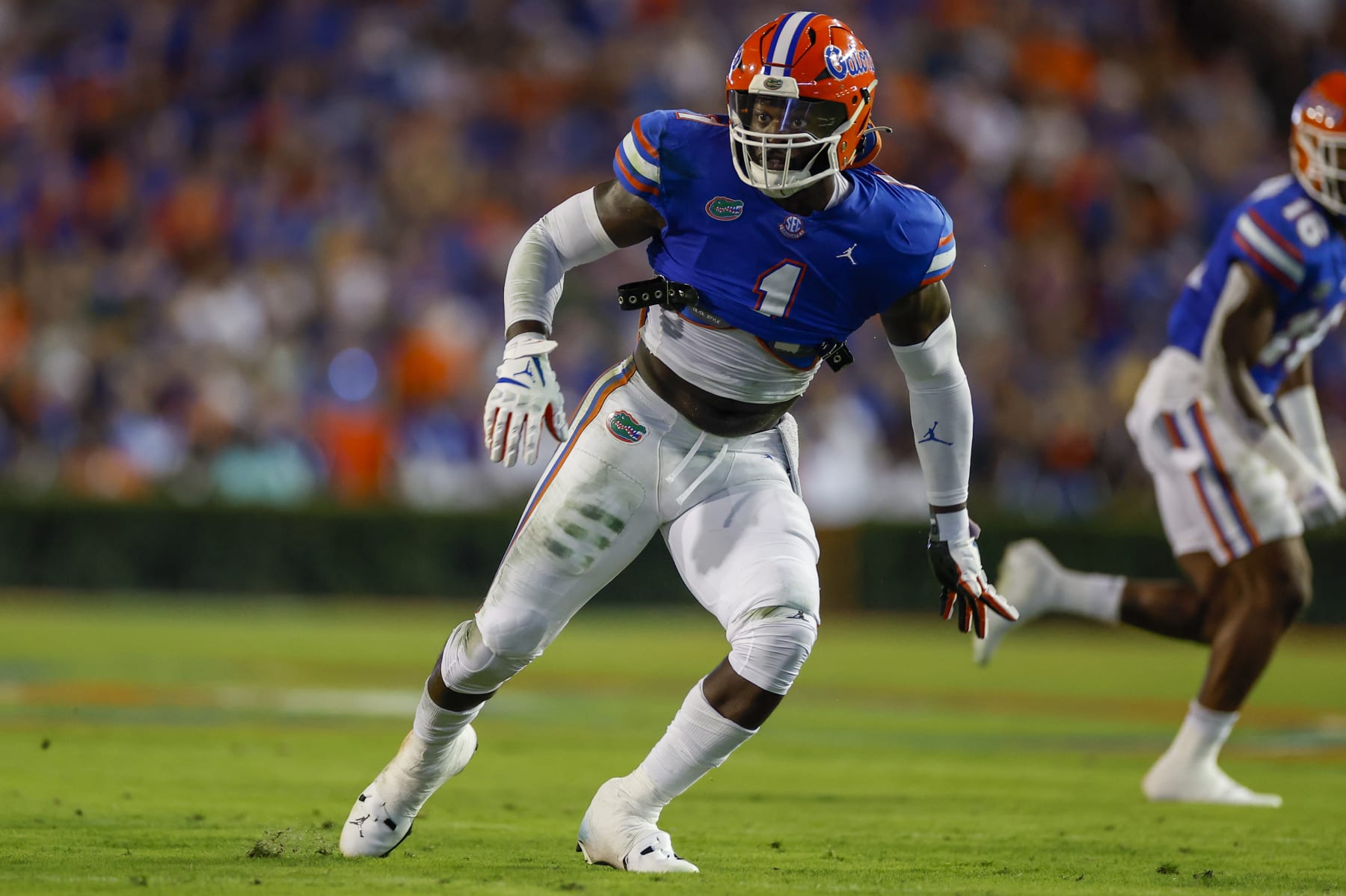 GAINESVILLE, FL - SEPTEMBER 17: Florida Gators linebacker Brenton Cox Jr. (1) during the game between the South Florida Bulls and the Florida Gators on September, 17 2022 at Ben Hill Griffin Stadium at Florida Field in Gainesville, Fl. (Photo by David Rosenblum/Icon Sportswire via Getty Images)