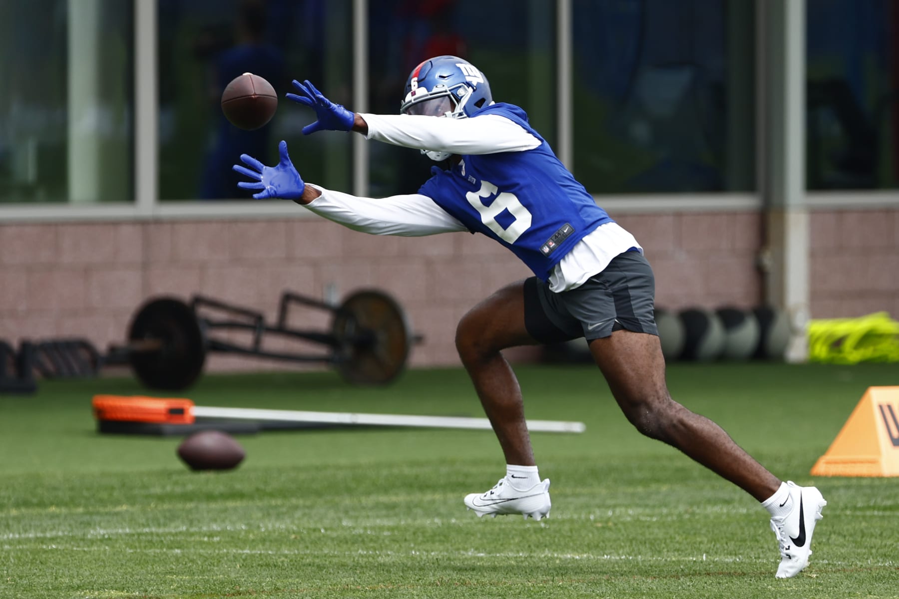 EAST RUTHERFORD, NEW JERSEY - JUNE 14: Wide receiver Bryce Ford-Wheaton #6 of the New York Giants makes a catch during the team's mini camp at Quest Training Center on June 14, 2023 in East Rutherford, New Jersey. (Photo by Rich Schultz/Getty Images)