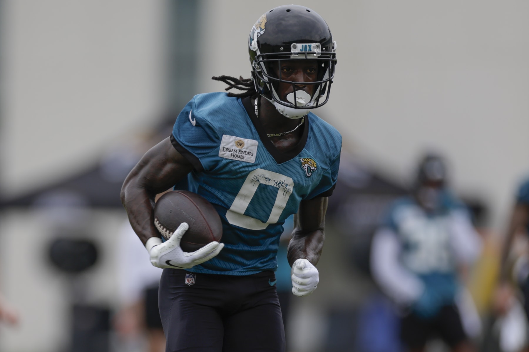 JACKSONVILLE, FL - JULY 31: Jacksonville Jaguars Wide Receiver Calvin Ridley (0) runs with the ball during Training Camp on July 31, 2023 at the Miller Electric Center in Jacksonville, Fl. (Photo by David Rosenblum/Icon Sportswire via Getty Images)