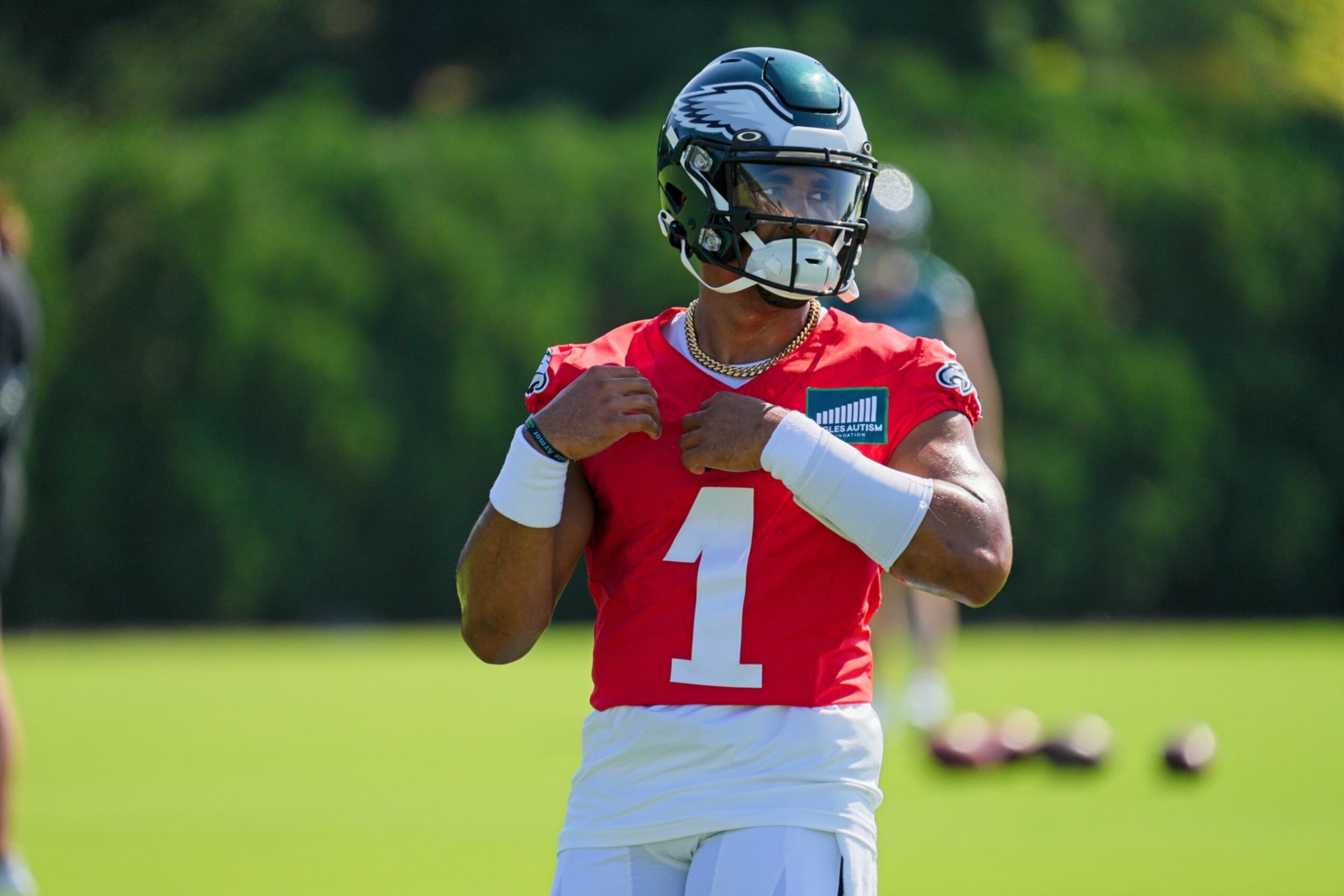 PHILADELPHIA, PA - JULY 28: Philadelphia Eagles quarterback Jalen Hurts (1) participates in Philadelphia Eagles Training Camp on July 28, 2023, at the NovaCare Training Complex in Philadelphia, PA. (Photo by Andy Lewis/Icon Sportswire via Getty Images)