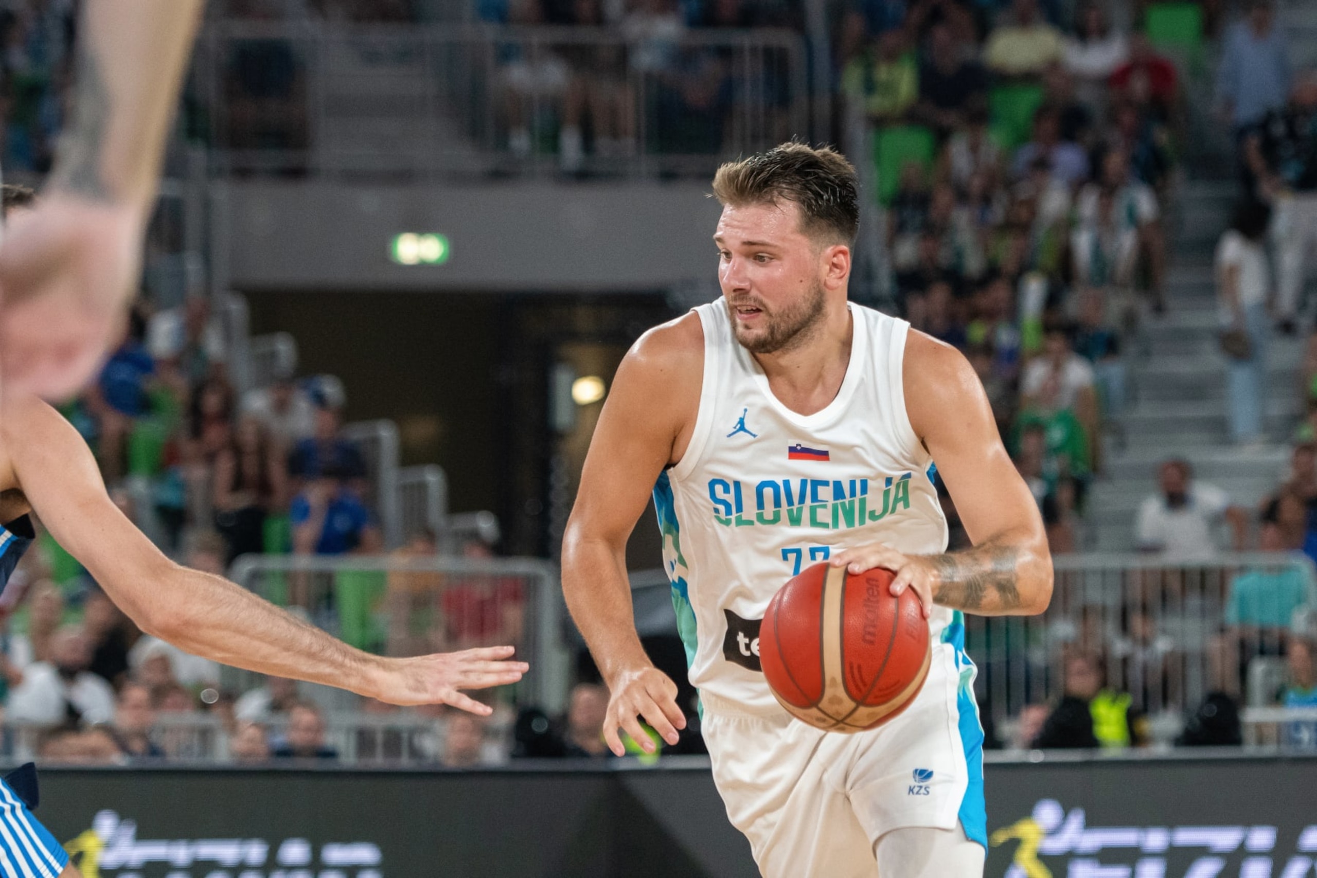 LJUBLJANA, SLOVENIA - 2023/08/02: Luka Doncic of Slovenia seen in action during the International friendly basketball game between Slovenia and Greece at Arena Stozice. Final score; Slovenia 91: 98 Greece. (Photo by Milos Vujinovic/SOPA Images/LightRocket via Getty Images) LJUBLJANA, SLOVENIA - 2023/08/02: Luka Doncic of Slovenia seen in action during the International friendly basketball game between Slovenia and Greece at Arena Stozice. Final score; Slovenia 91: 98 Greece. (Photo by Milos Vujinovic/SOPA Images/LightRocket via Getty Images)