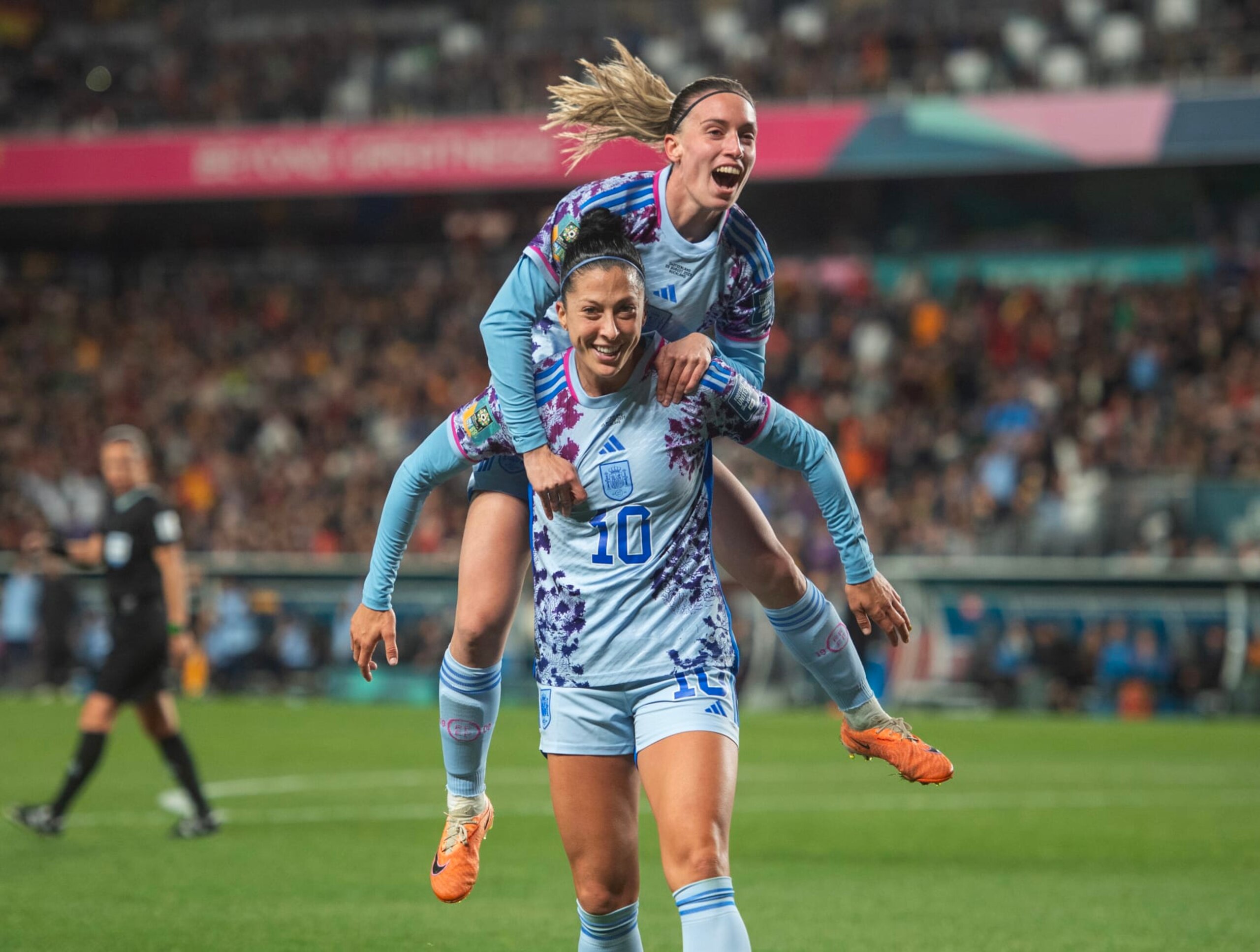 AUCKLAND, NEW ZEALAND - AUGUST 5: Jennifer Hermoso of Spain celebrates scoing her goal with team mate Eva Navarro during the FIFA Women's World Cup Australia & New Zealand 2023 Round of 16 match between Switzerland and Spain at Eden Park on August 5, 2023 in Auckland, New Zealand. (Photo by Joe Prior/Visionhaus via Getty Images)