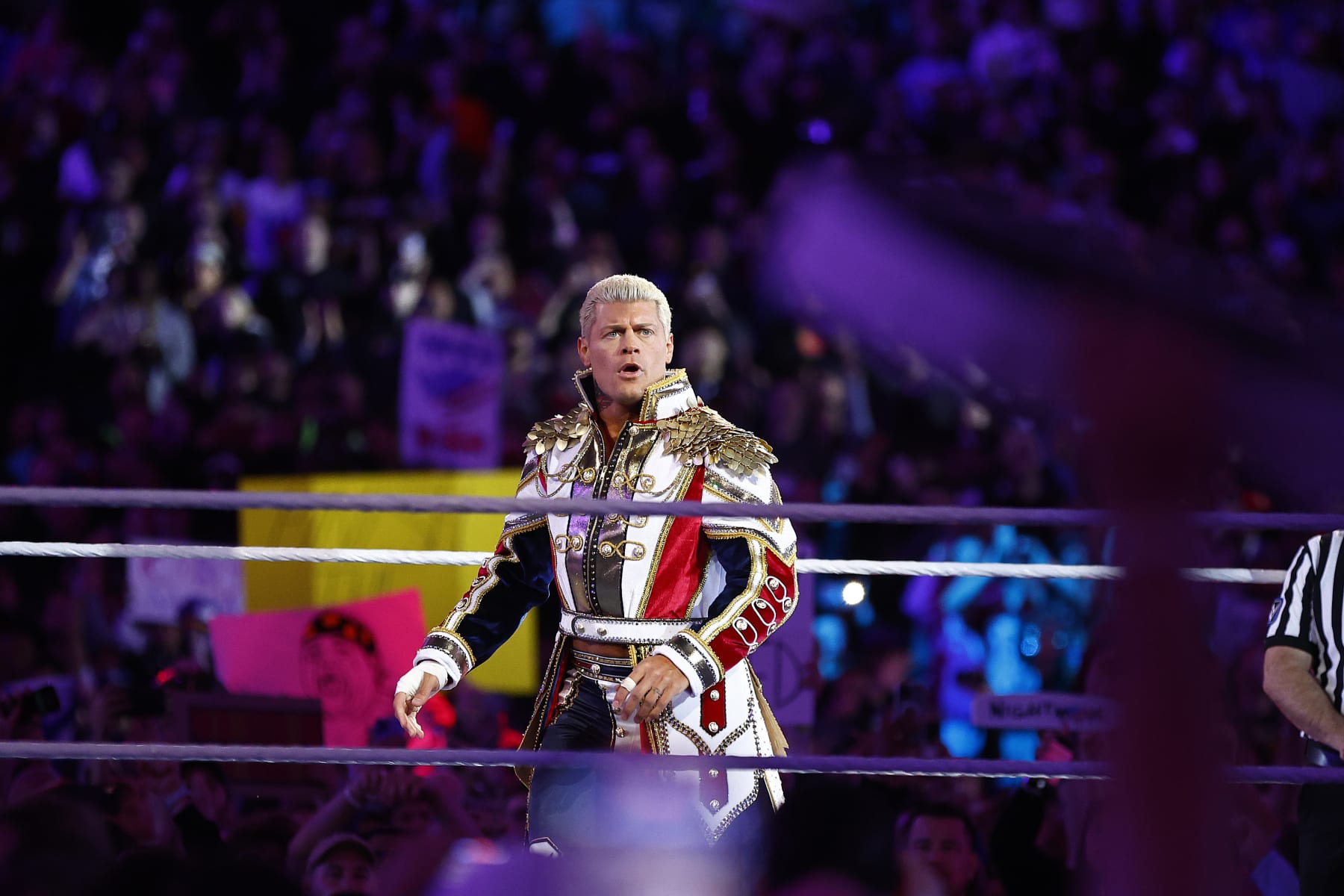INGLEWOOD, CALIFORNIA - APRIL 02:  (L-R) Cody Rhodes wrestles Roman Reigns for Undisputed WWE Universal Title Match during WrestleMania Goes Hollywood at SoFi Stadium on April 02, 2023 in Inglewood, California.
 (Photo by Ronald Martinez/Getty Images)