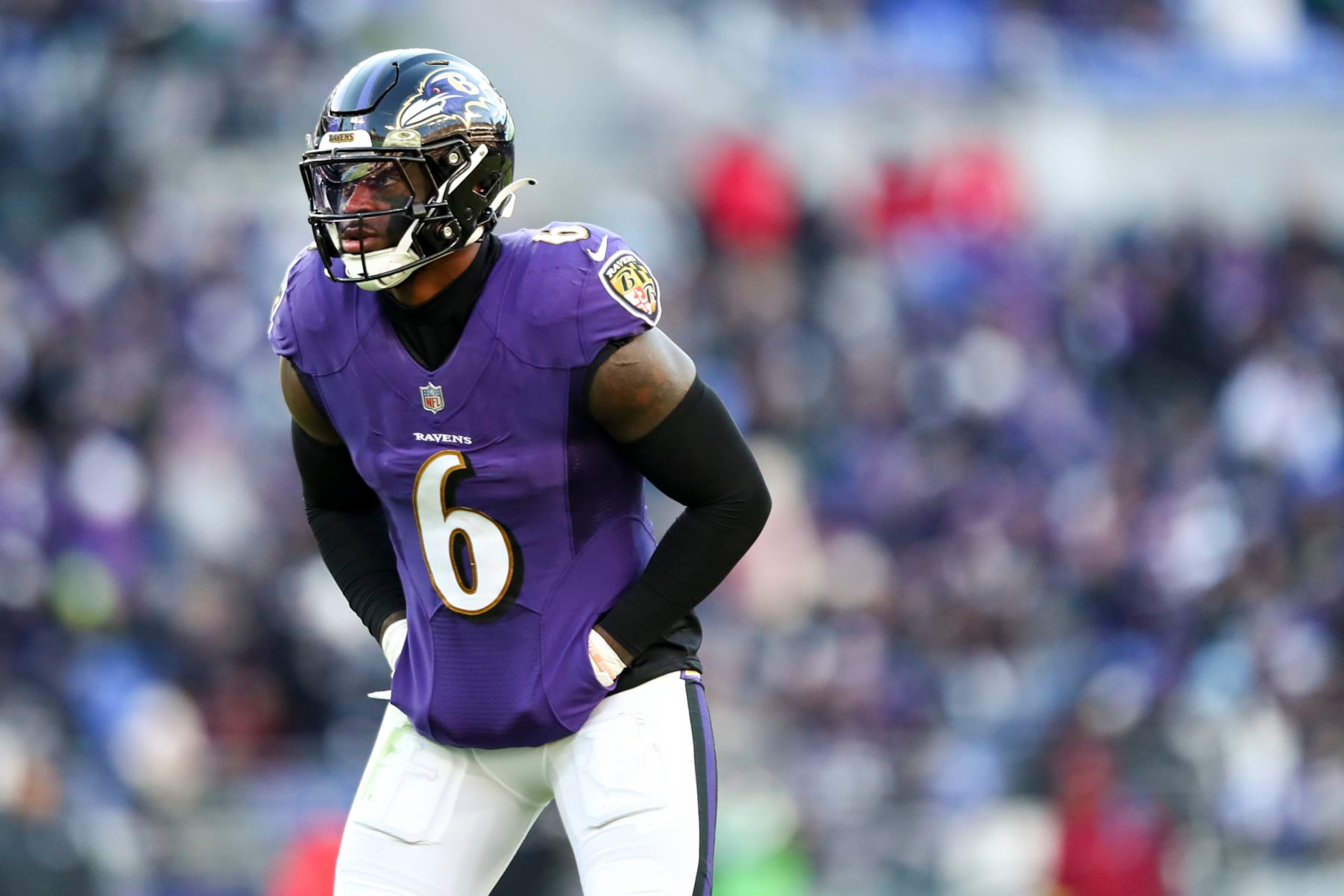 BALTIMORE, MD - NOVEMBER 20: Patrick Queen #6 of the Baltimore Ravens lines up before a play during the third quarter of an NFL football game against the Carolina Panthers at M&T Bank Stadium on November 20, 2022 in Baltimore, Maryland. (Photo by Kevin Sabitus/Getty Images) BALTIMORE, MD - NOVEMBER 20: Patrick Queen #6 of the Baltimore Ravens lines up before a play during the third quarter of an NFL football game against the Carolina Panthers at M&T Bank Stadium on November 20, 2022 in Baltimore, Maryland. (Photo by Kevin Sabitus/Getty Images)