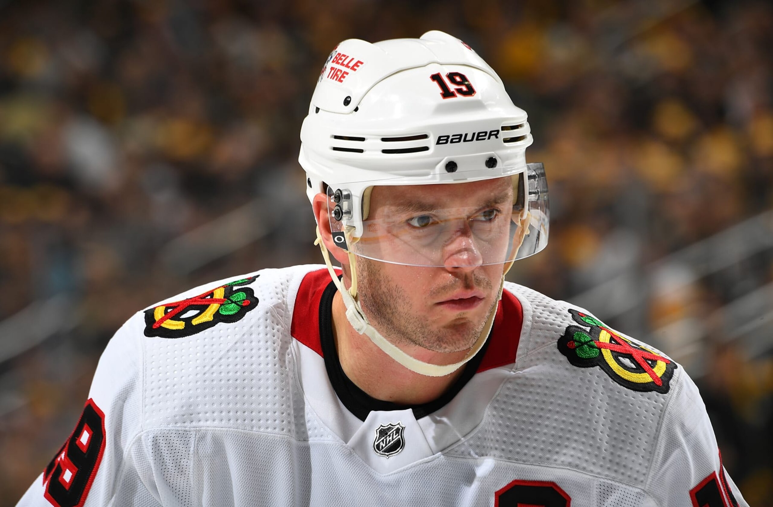 PITTSBURGH, PA - APRIL 11:  Jonathan Toews #19 of the Chicago Blackhawks skates against the Pittsburgh Penguins at PPG PAINTS Arena on April 11, 2023 in Pittsburgh, Pennsylvania. (Photo by Joe Sargent/NHLI via Getty Images)