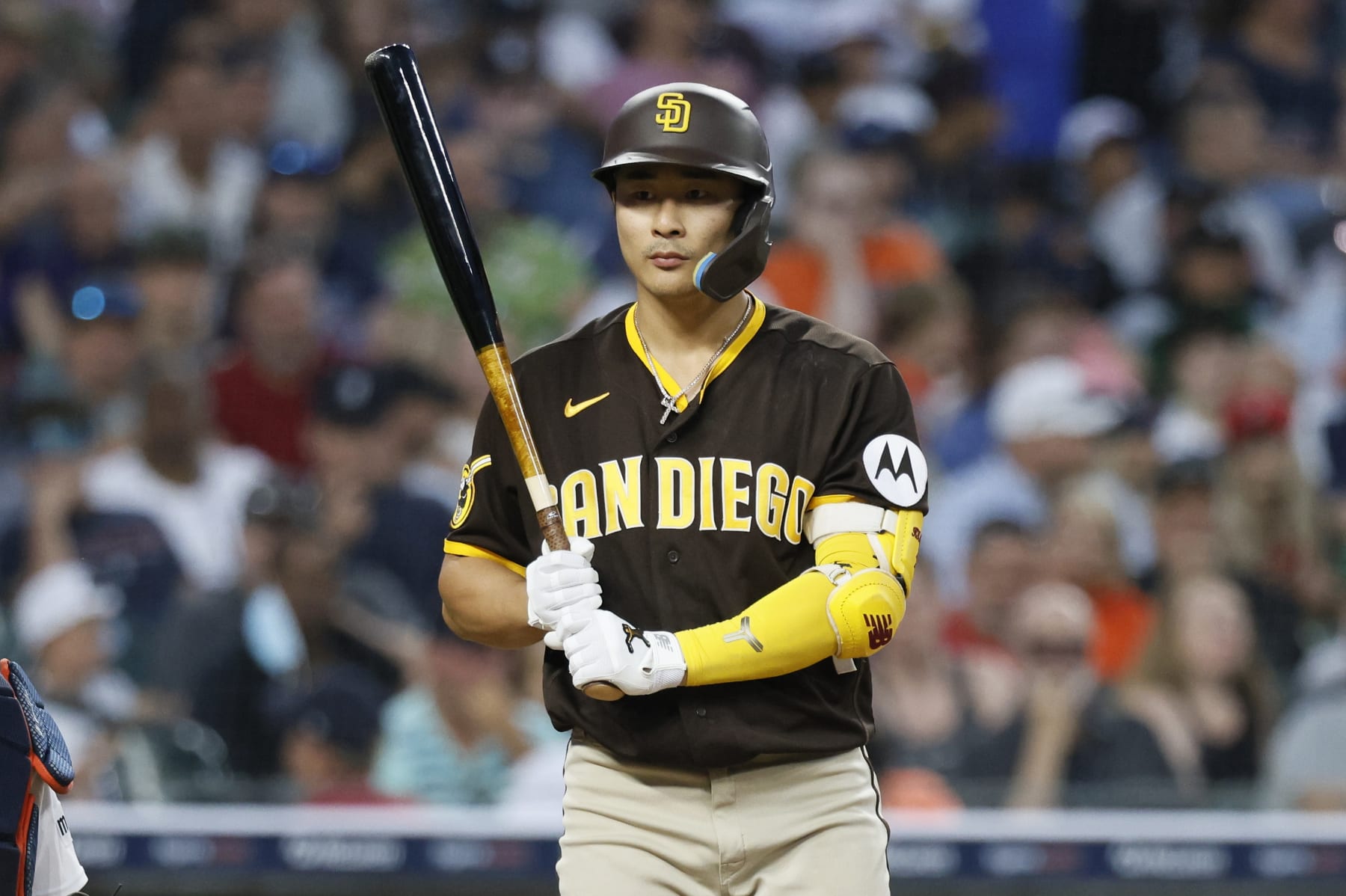 DETROIT, MI -  JULY 21:  Ha-Seong Kim #7 of the San Diego Padres during an at-bat against the Detroit Tigers in the ninth inning at Comerica Park on July 21, 2023 in Detroit, Michigan. (Photo by Duane Burleson/Getty Images)