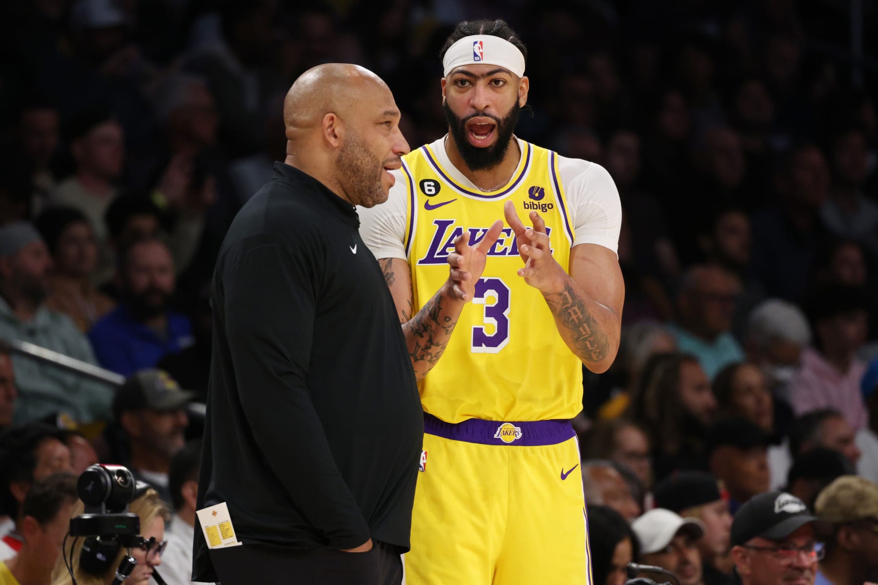 LOS ANGELES, CALIFORNIA - MAY 22: Anthony Davis #3 speaks to Head coach Darvin Ham of the Los Angeles Lakers during the first quarter in game four of the Western Conference Finals against the Denver Nuggets at Crypto.com Arena on May 22, 2023 in Los Angeles, California. NOTE TO USER: User expressly acknowledges and agrees that, by downloading and or using this photograph, User is consenting to the terms and conditions of the Getty Images License Agreement. (Photo by Harry How/Getty Images)