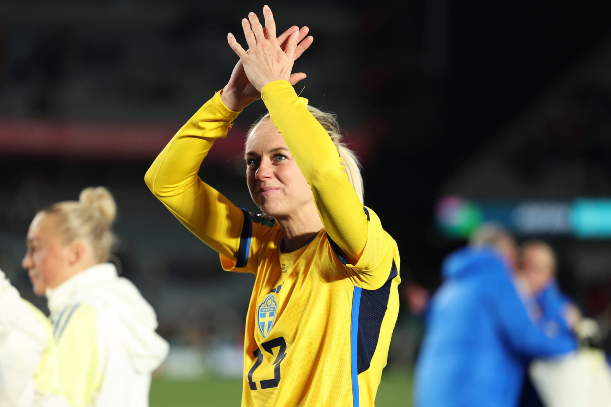 AUCKLAND, NEW ZEALAND - AUGUST 11: Amanda Ilestedt of Sweden applauds fans after the team's 2-1 victory and advance to the semi final following the FIFA Women's World Cup Australia & New Zealand 2023 Quarter Final match between Japan and Sweden at Eden Park on August 11, 2023 in Auckland, New Zealand. (Photo by Carmen Mandato/Getty Images)