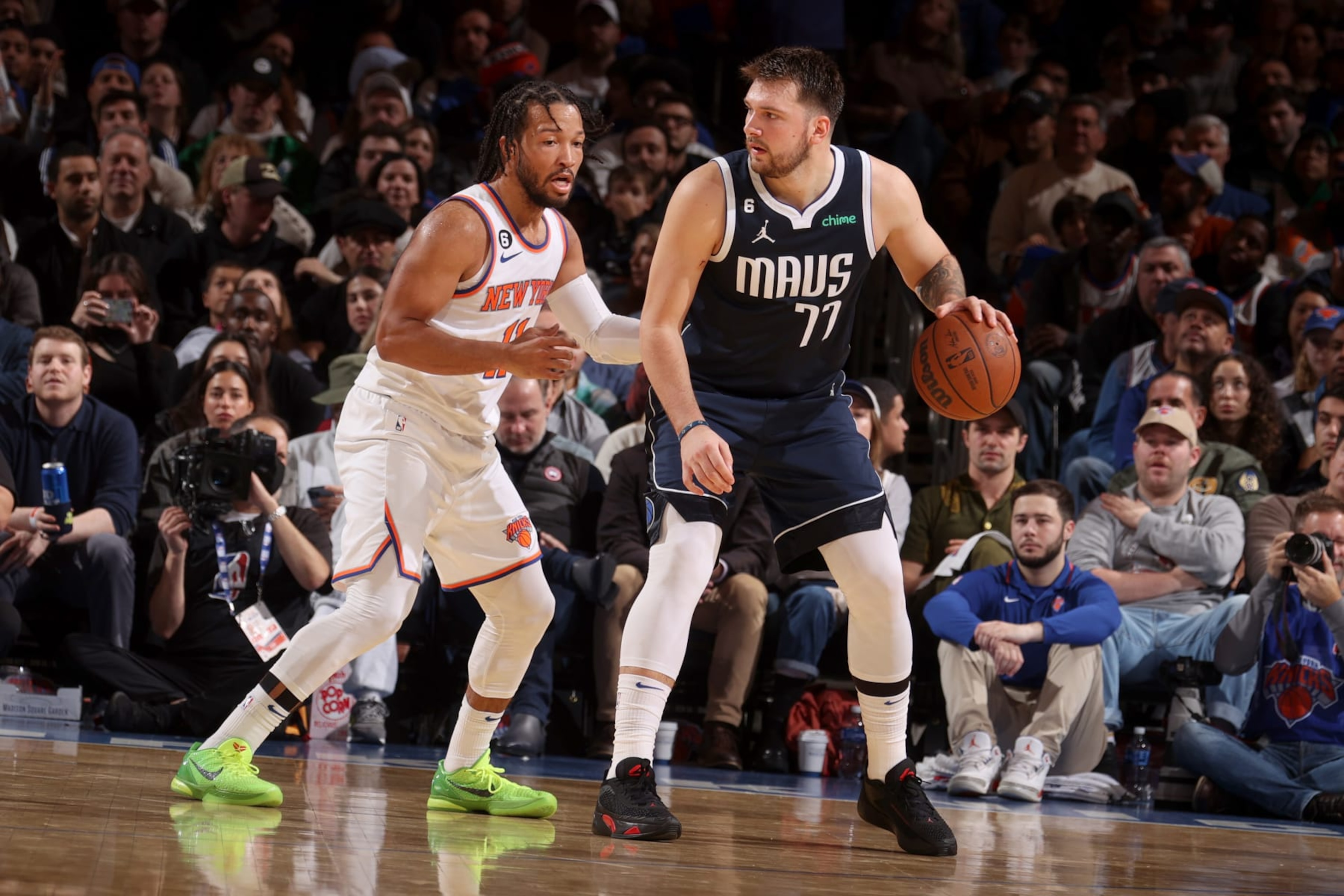 NEW YORK, NY - DECEMBER 3: Luka Doncic #77 of the Dallas Mavericks dribbles the ball during the game against the New York Knicks on December 3, 2022 at Madison Square Garden in New York City, New York. NOTE TO USER: User expressly acknowledges and agrees that, by downloading and or using this photograph, User is consenting to the terms and conditions of the Getty Images License Agreement. Mandatory Copyright Notice: Copyright 2022 NBAE (Photo by Nathaniel S. Butler/NBAE via Getty Images) NEW YORK, NY - DECEMBER 3: Luka Doncic #77 of the Dallas Mavericks dribbles the ball during the game against the New York Knicks on December 3, 2022 at Madison Square Garden in New York City, New York. NOTE TO USER: User expressly acknowledges and agrees that, by downloading and or using this photograph, User is consenting to the terms and conditions of the Getty Images License Agreement. Mandatory Copyright Notice: Copyright 2022 NBAE (Photo by Nathaniel S. Butler/NBAE via Getty Images)
