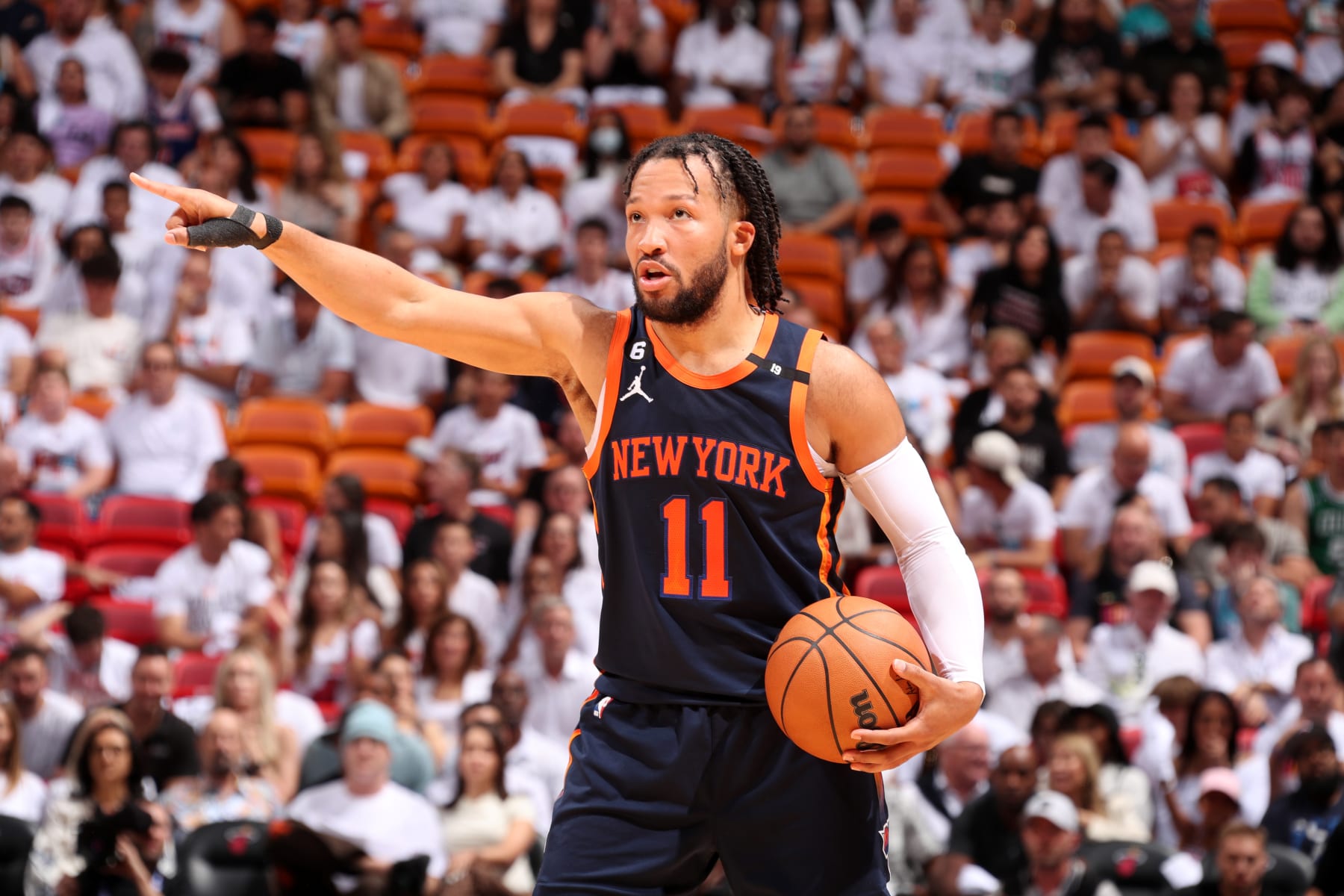 MIAMI, FL - MAY 12:  Jalen Brunson #11 of the New York Knicks handles the ball during Game 6 of the 2023 NBA Playoffs Eastern Conference Semi-Finals against the Miami Heat on May 12, 2023 at Kaseya Center in Miami, Florida. NOTE TO USER: User expressly acknowledges and agrees that, by downloading and or using this Photograph, user is consenting to the terms and conditions of the Getty Images License Agreement. Mandatory Copyright Notice: Copyright 2023 NBAE (Photo by Issac Baldizon/NBAE via Getty Images)