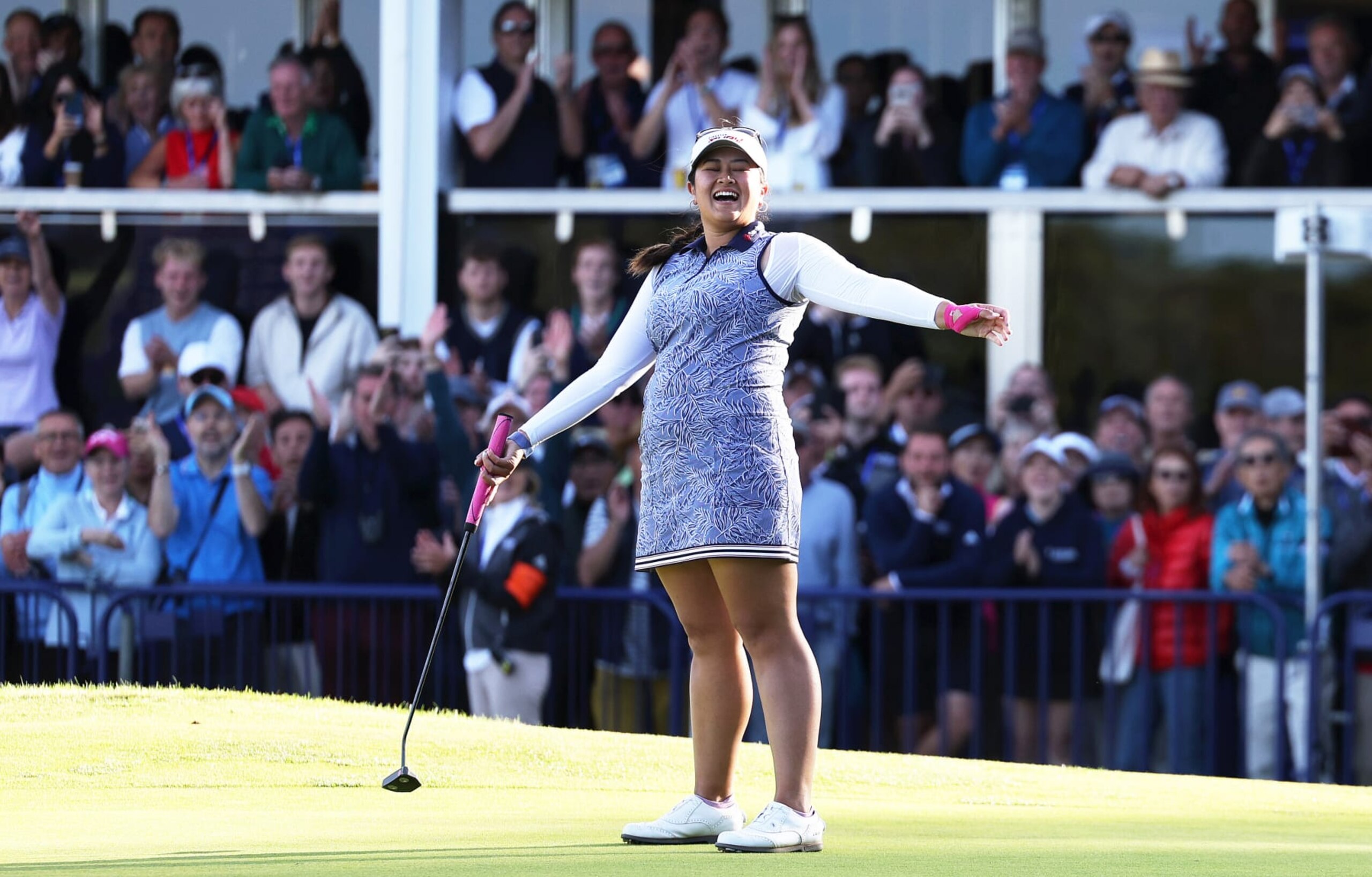 TADWORTH, ENGLAND - AUGUST 13: Lilia Vu of the United States celebrates on the 18th green after winning the AIG Women's Open on Day Four of the AIG Women's Open at Walton Heath Golf Club on August 13, 2023 in Tadworth, England. (Photo by Warren Little/Getty Images)
