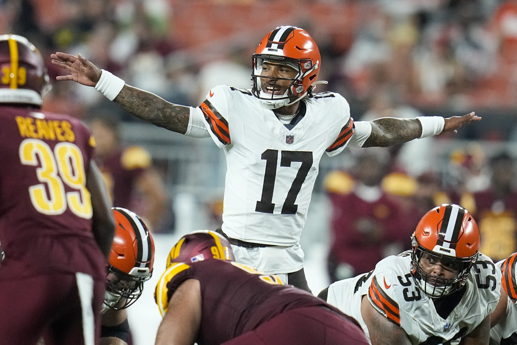 Cleveland Browns quarterback Dorian Thompson-Robinson plays against the Washington Commanders during the second half of a preseason NFL football game on Friday, Aug. 11, 2023, in Cleveland. (AP Photo/Sue Ogrocki)