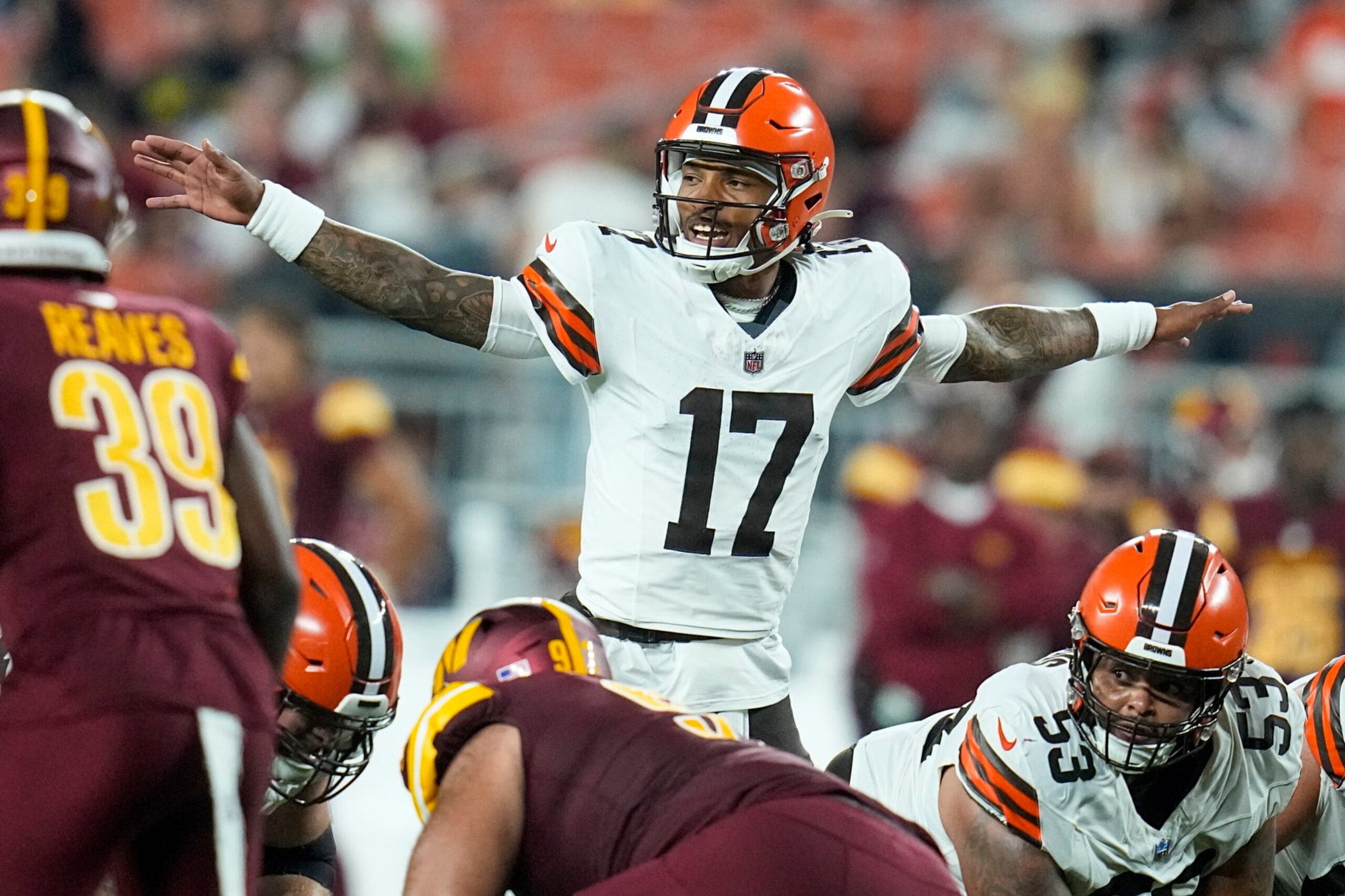Cleveland Browns quarterback Dorian Thompson-Robinson plays against the Washington Commanders during the second half of a preseason NFL football game on Friday, Aug. 11, 2023, in Cleveland. (AP Photo/Sue Ogrocki)