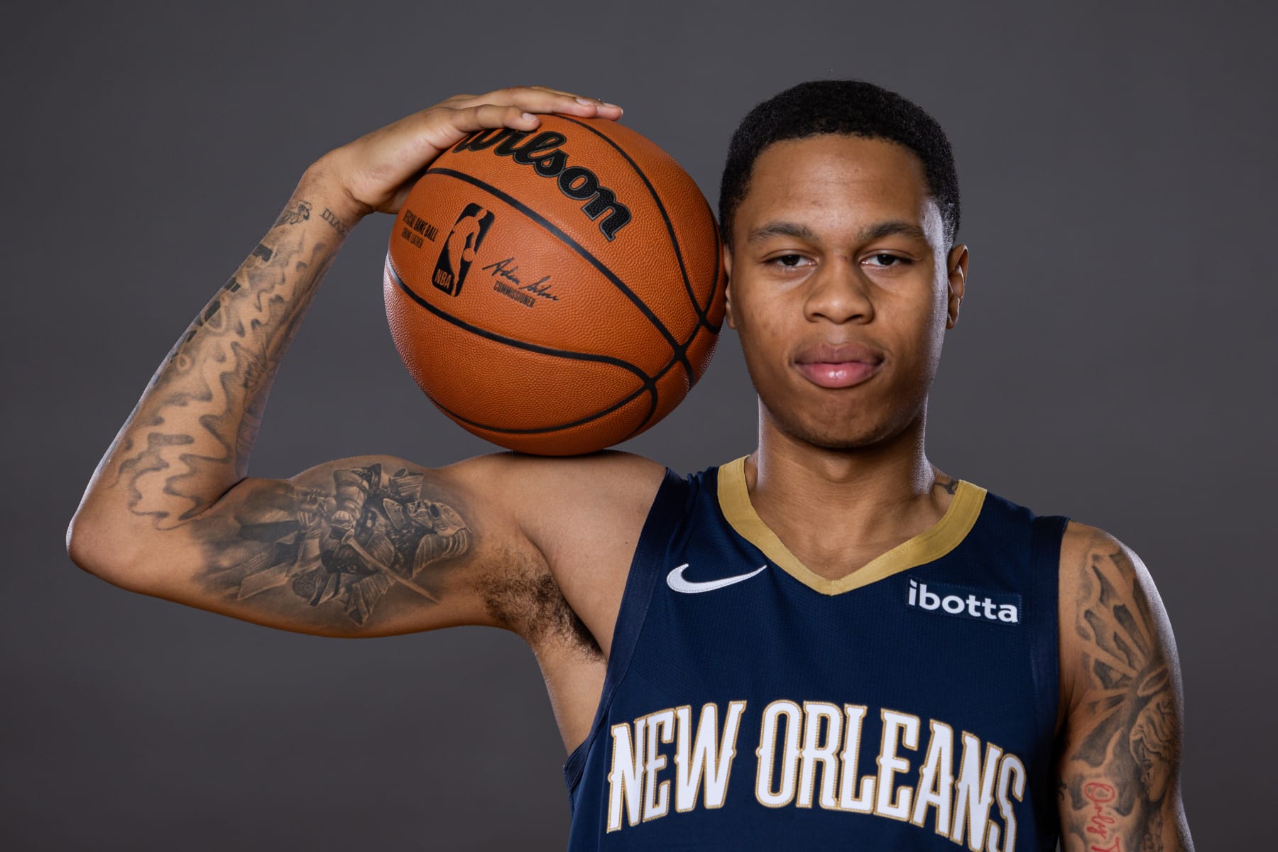 LAS VEGAS, NEVADA - JULY 14: Jordan Hawkins #24 of the New Orleans Pelicans poses for a portrait during the 2023 NBA rookie photo shoot at UNLV on July 14, 2023 in Las Vegas, Nevada. (Photo by Jamie Squire/Getty Images)