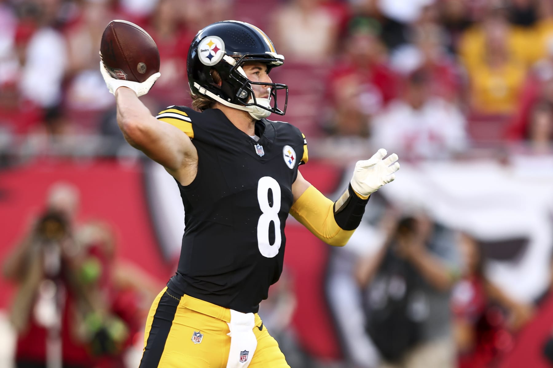 TAMPA, FL - AUGUST 11: Kenny Pickett #8 of the Pittsburgh Steelers throws a pass during an NFL preseason football game against the Tampa Bay Buccaneers at Raymond James Stadium on August 11, 2023 in Tampa, Florida. (Photo by Kevin Sabitus/Getty Images)