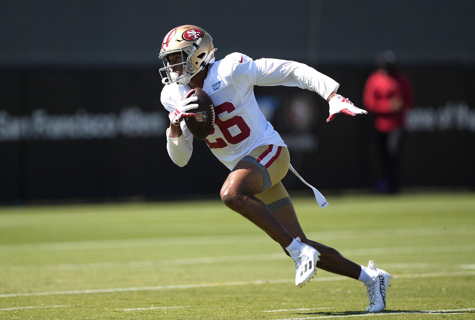 Isaiah Oliver